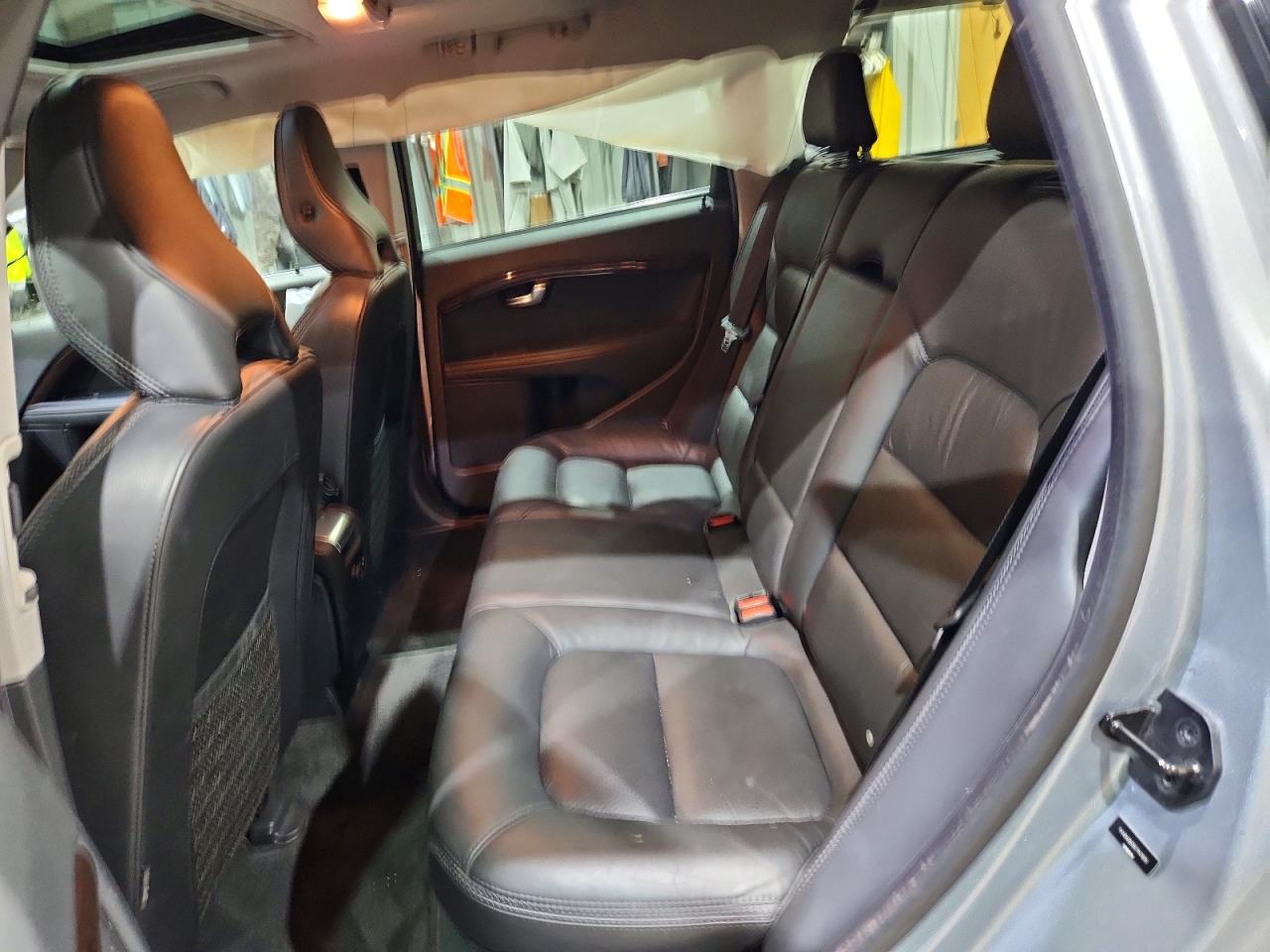 2012 Volvo Xc70 3.2 Серебряный vin: YV4940BZ6C1141836