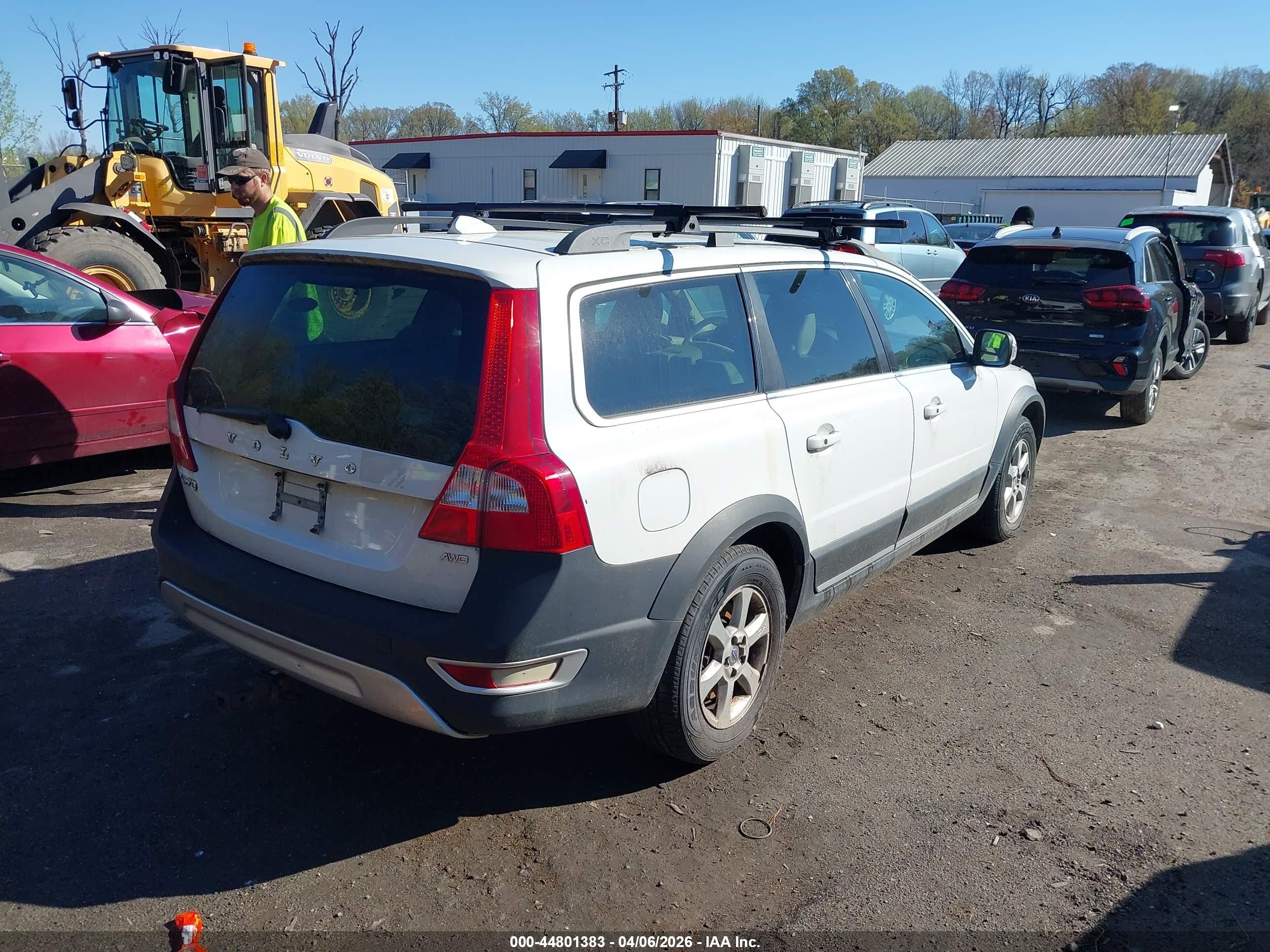 2013 Volvo Xc70 3.2 Platinum/3.2 Premier/3.2 Premier Plus/3.2l White vin: YV4940BZ6D1160288