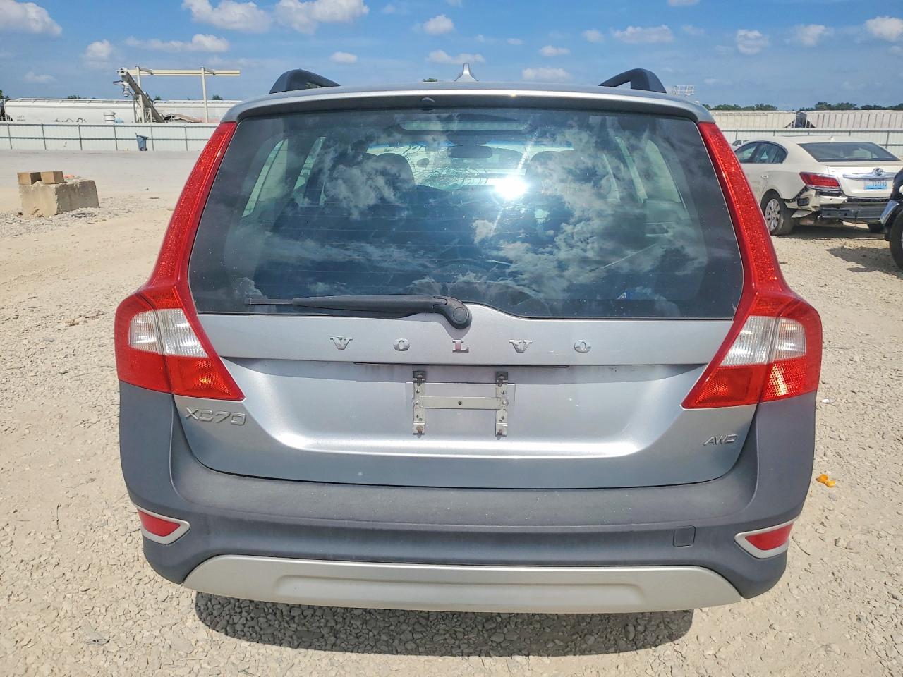2011 Volvo Xc70 3.2 Silver vin: YV4940BZ7B1098526