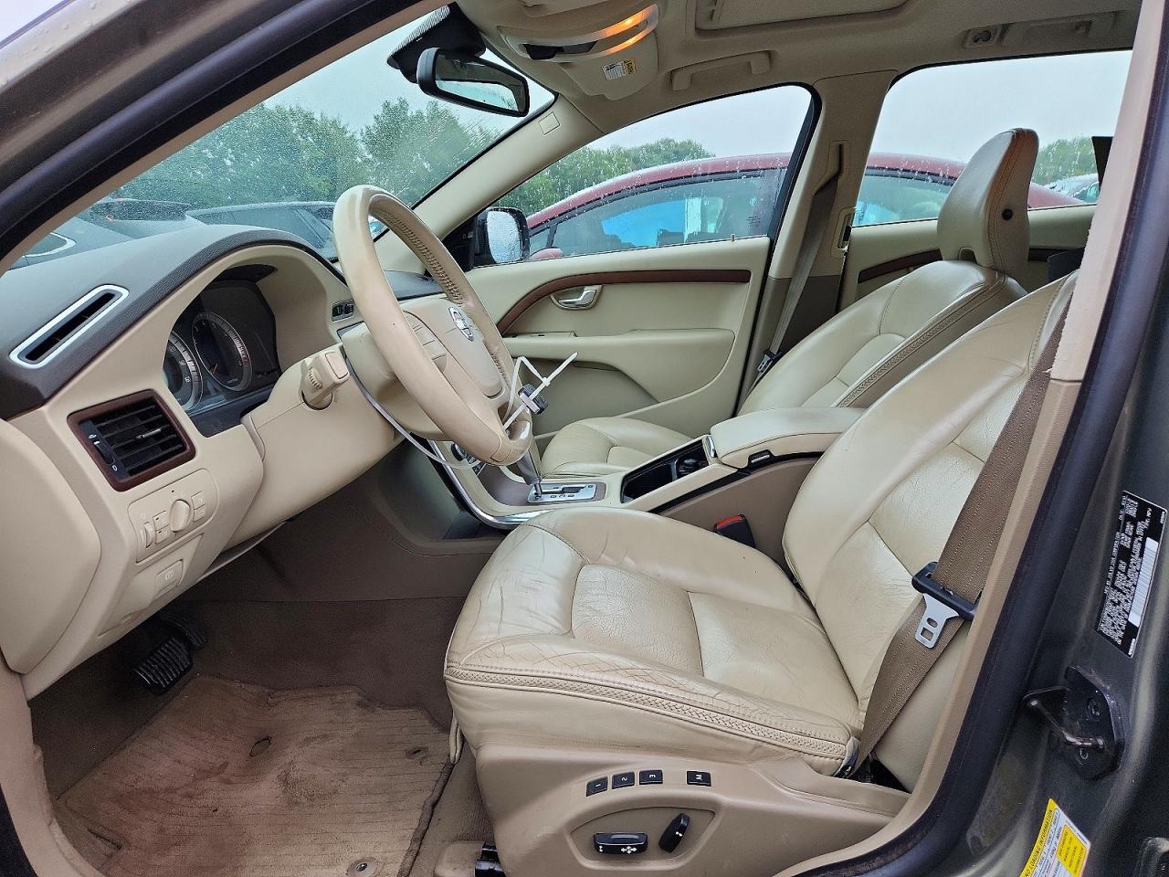 2011 Volvo Xc70 3.2 Gray vin: YV4940BZ7B1102221