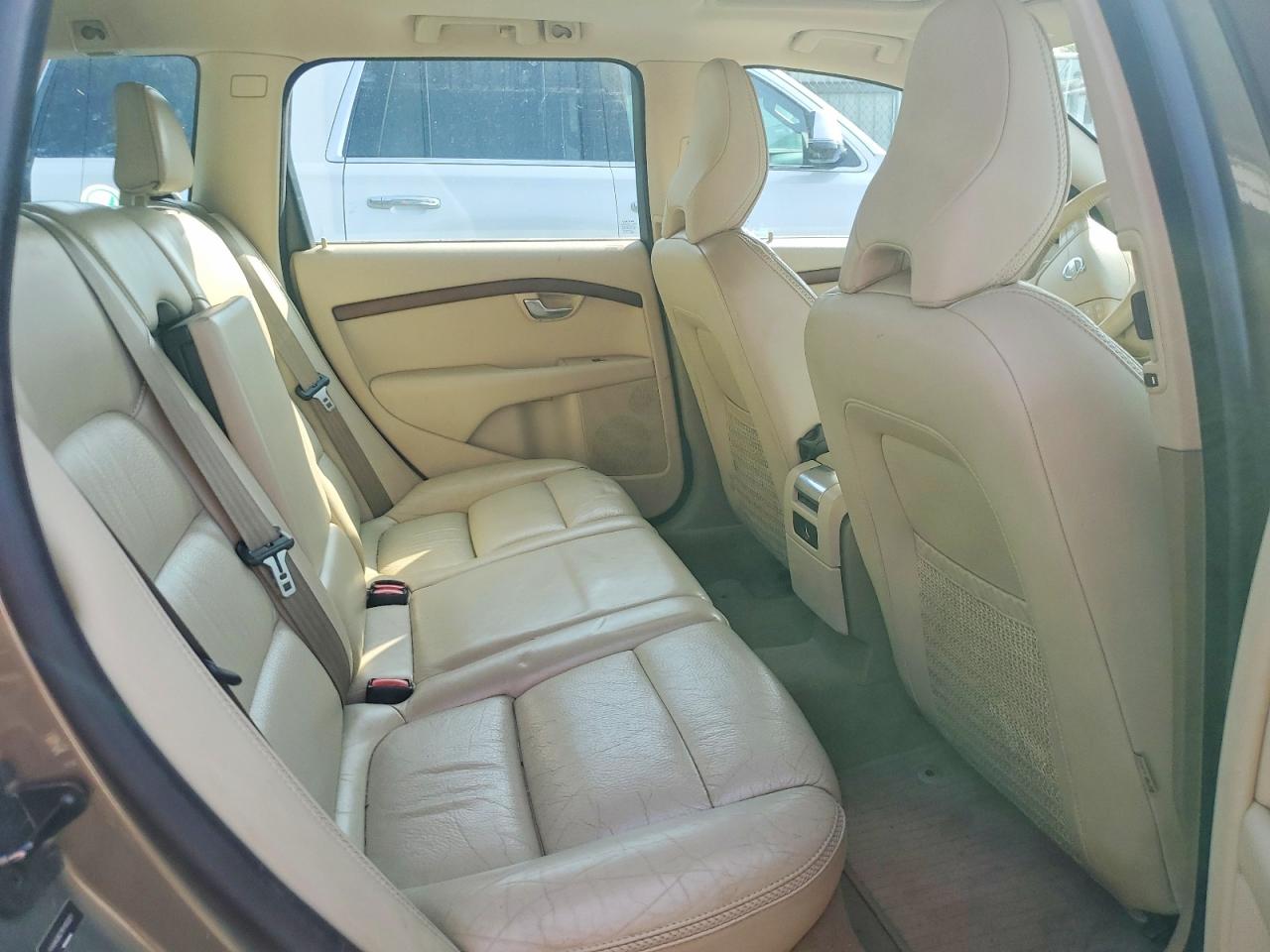 2011 Volvo Xc70 3.2 Gray vin: YV4940BZ7B1102221