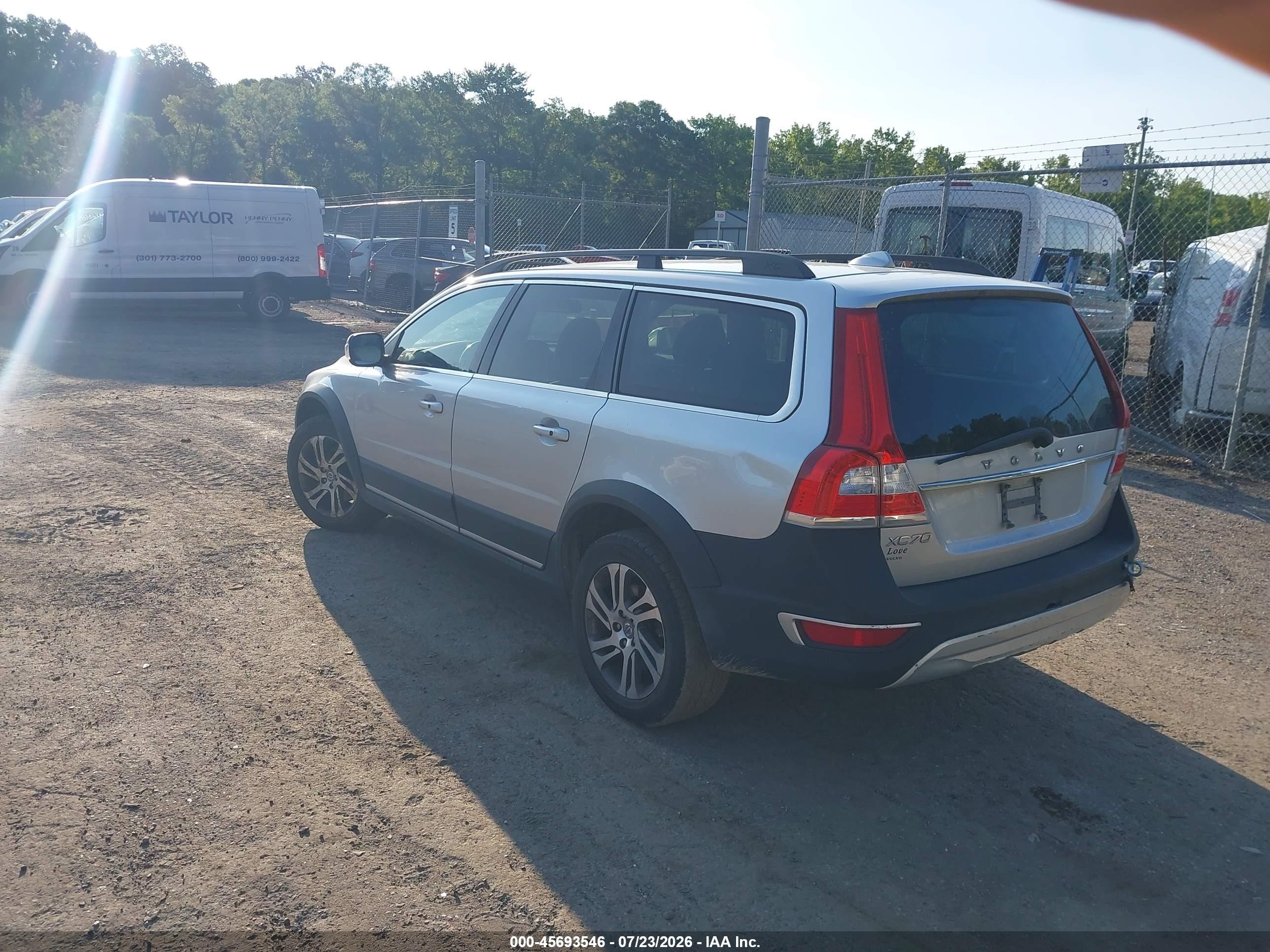 2014 Volvo Xc70 3.2 Premier Silver vin: YV4940BZ8E1178910