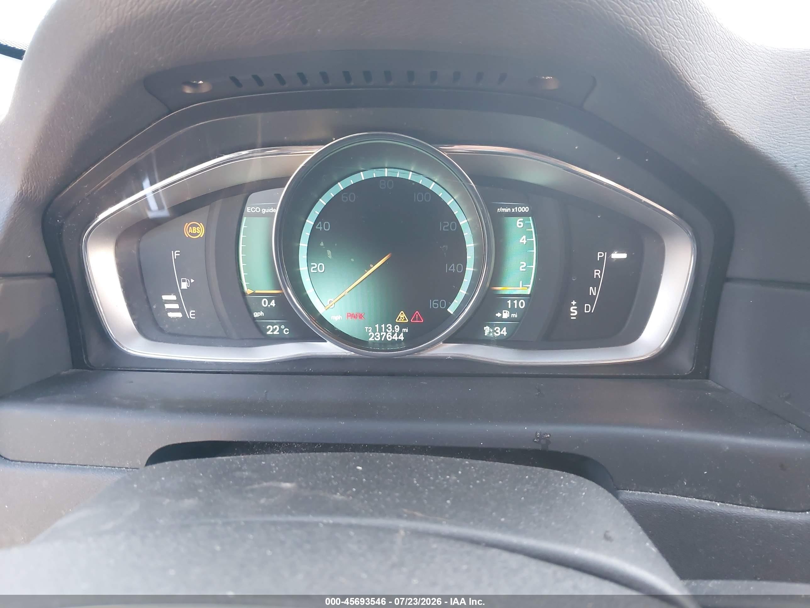 2014 Volvo Xc70 3.2 Premier Silver vin: YV4940BZ8E1178910