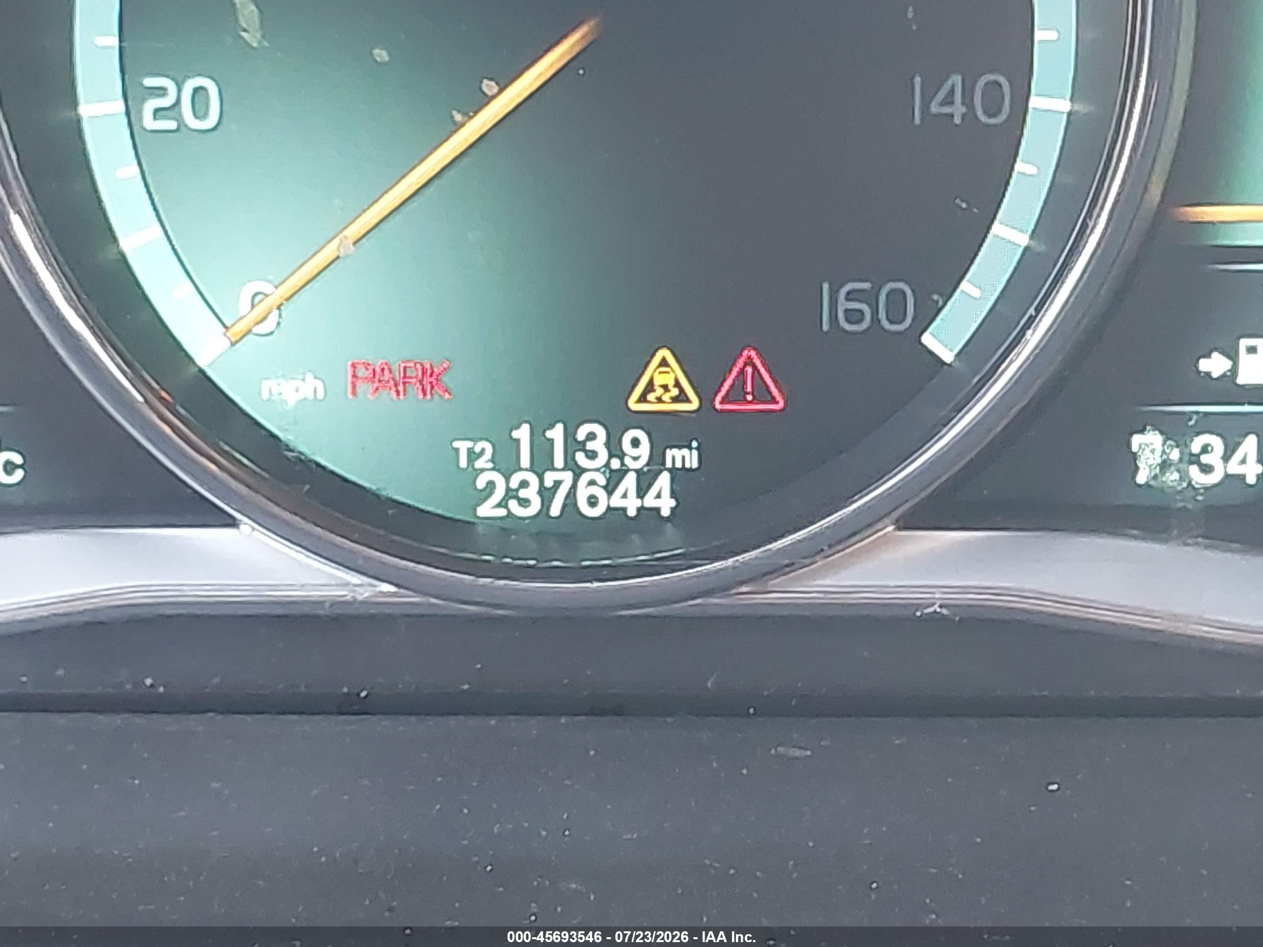 2014 Volvo Xc70 3.2 Premier Silver vin: YV4940BZ8E1178910