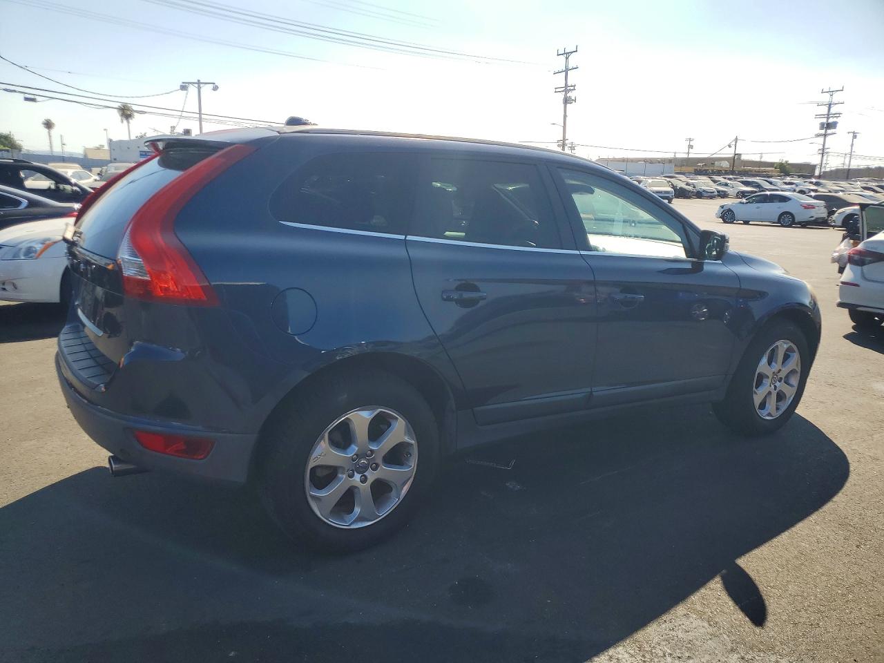 2012 Volvo Xc60 3.2 Синий vin: YV4940DL0C2311093