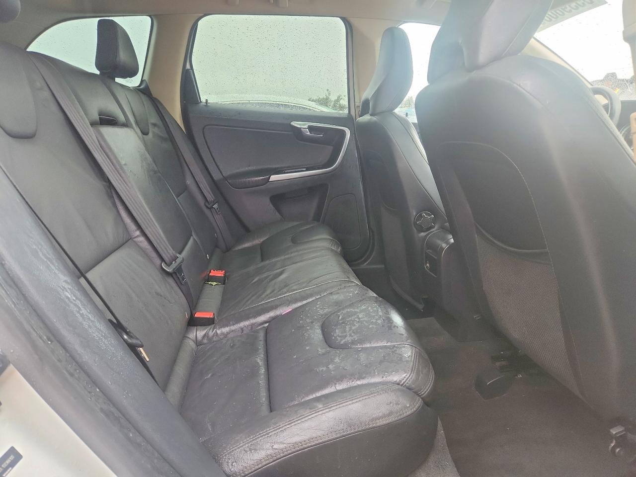 2013 Volvo Xc60 3.2 White vin: YV4940DL1D2366105