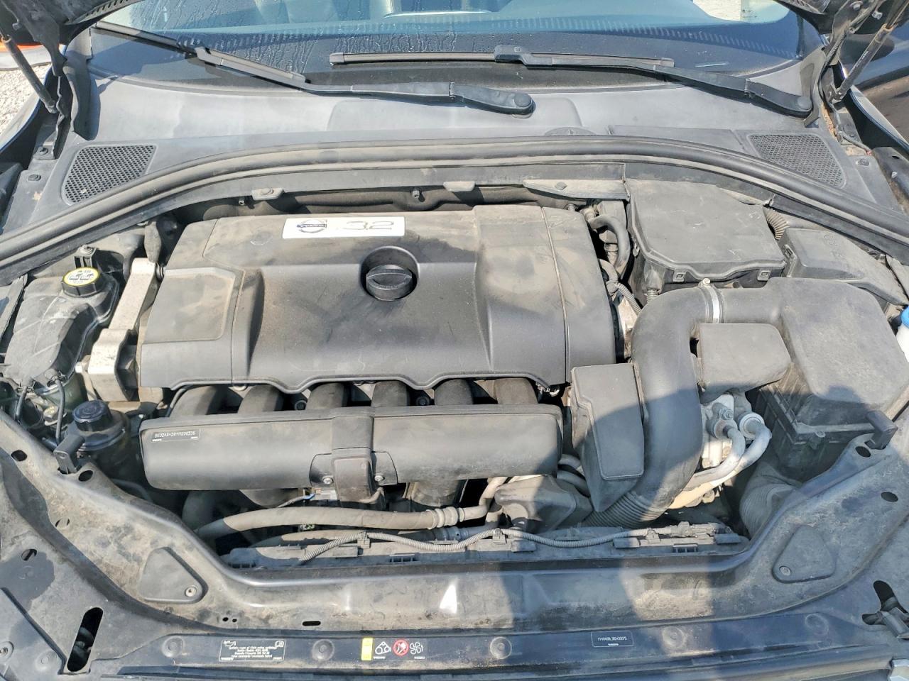 2013 Volvo Xc60 3.2 Черный vin: YV4940DL3D2433075