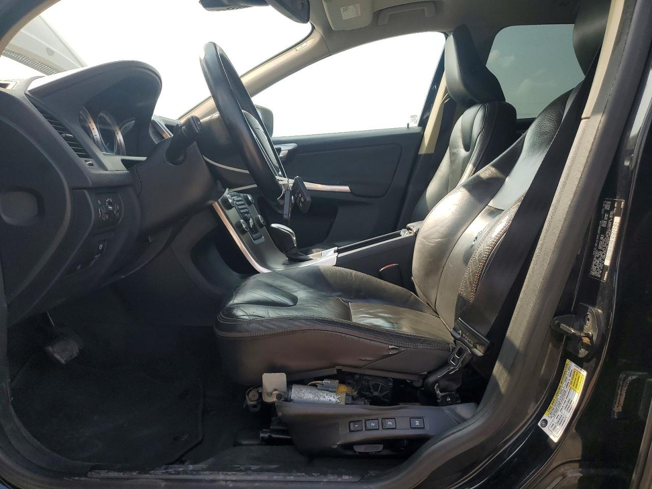 2013 Volvo Xc60 3.2 Черный vin: YV4940DL3D2433075
