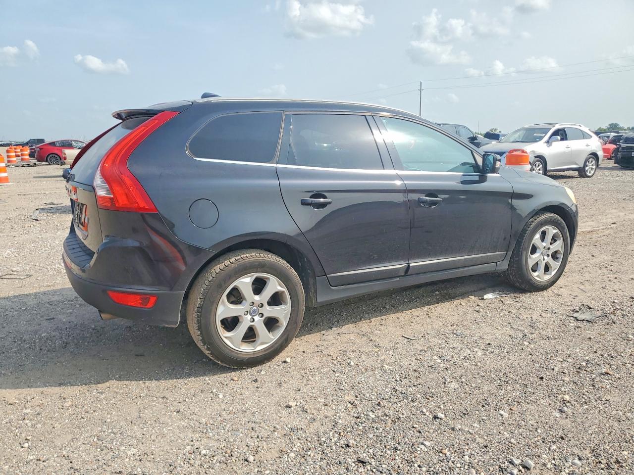 2013 Volvo Xc60 3.2 Черный vin: YV4940DL3D2433075