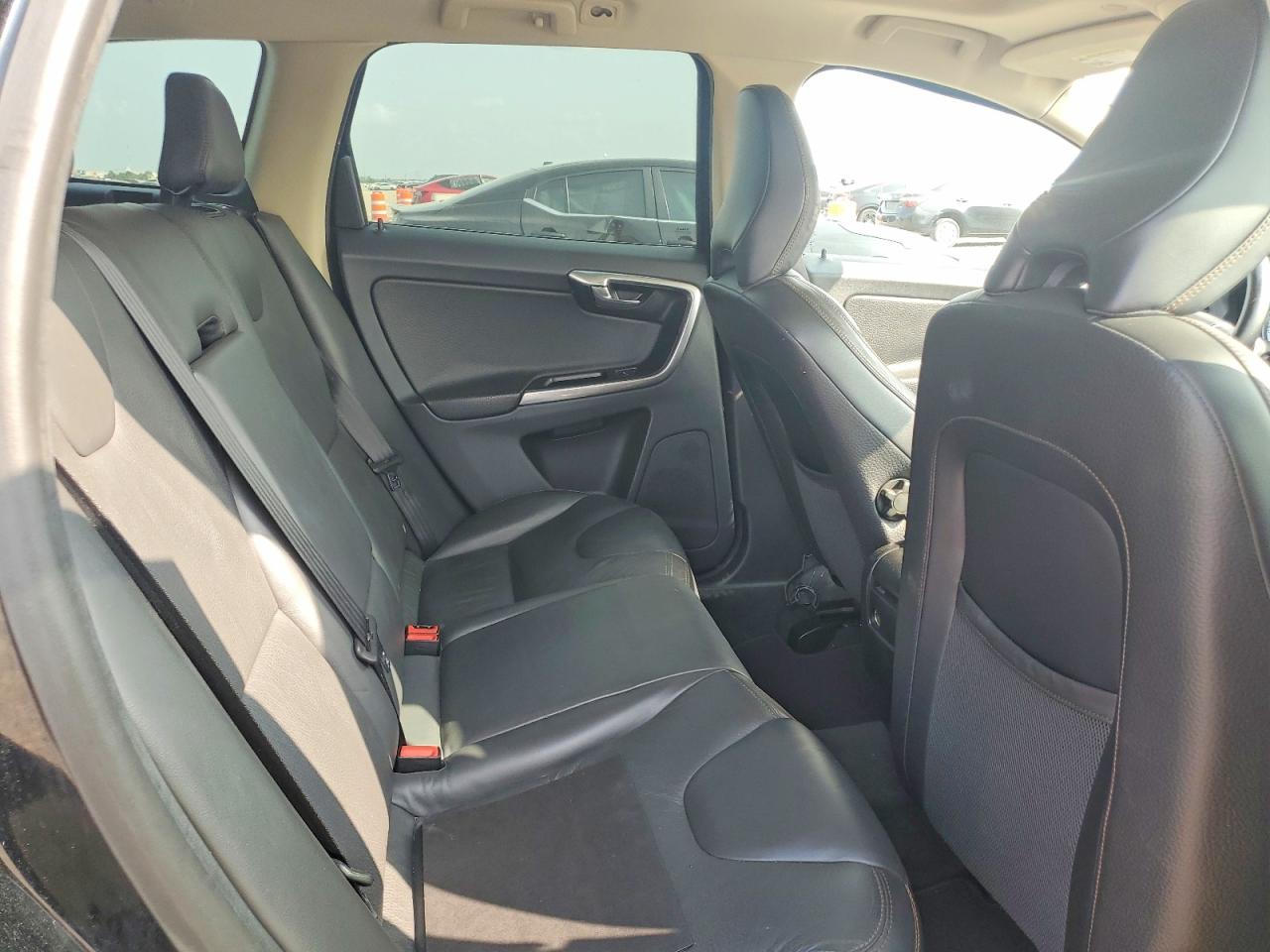 2013 Volvo Xc60 3.2 Черный vin: YV4940DL3D2433075