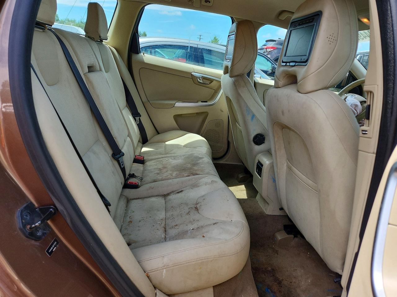 2011 Volvo Xc60 3.2 Brown vin: YV4940DL5B2157835