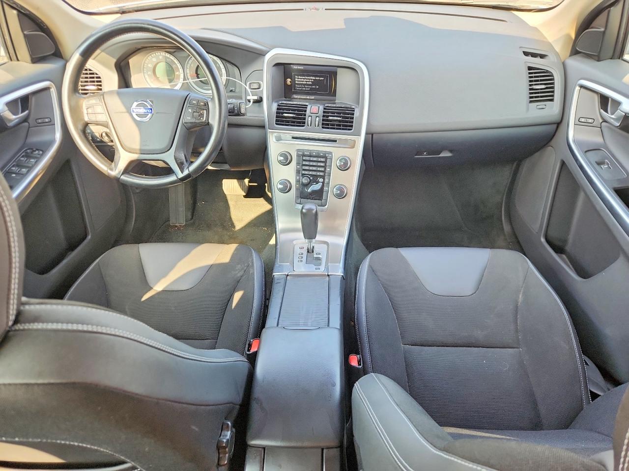 2012 Volvo Xc60 3.2 White vin: YV4940DL5C2309288