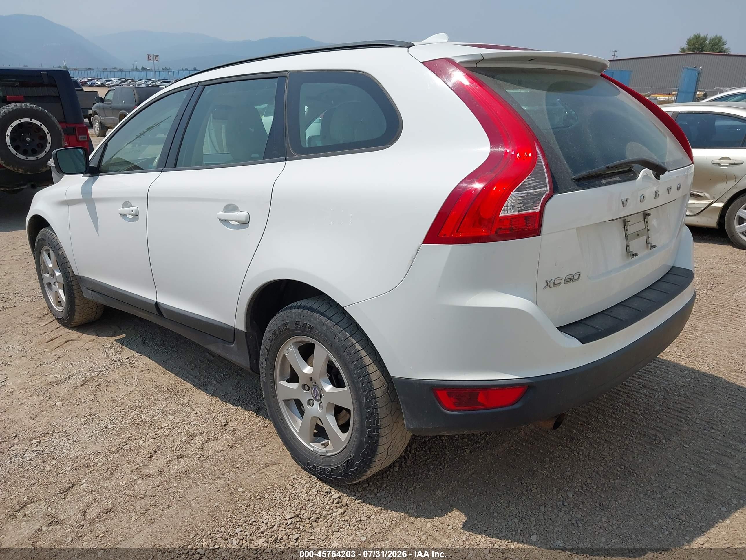 2012 Volvo Xc60 3.2/3.2 Platinum/3.2 Premier/3.2 Premier Plus White vin: YV4940DL6C2293571