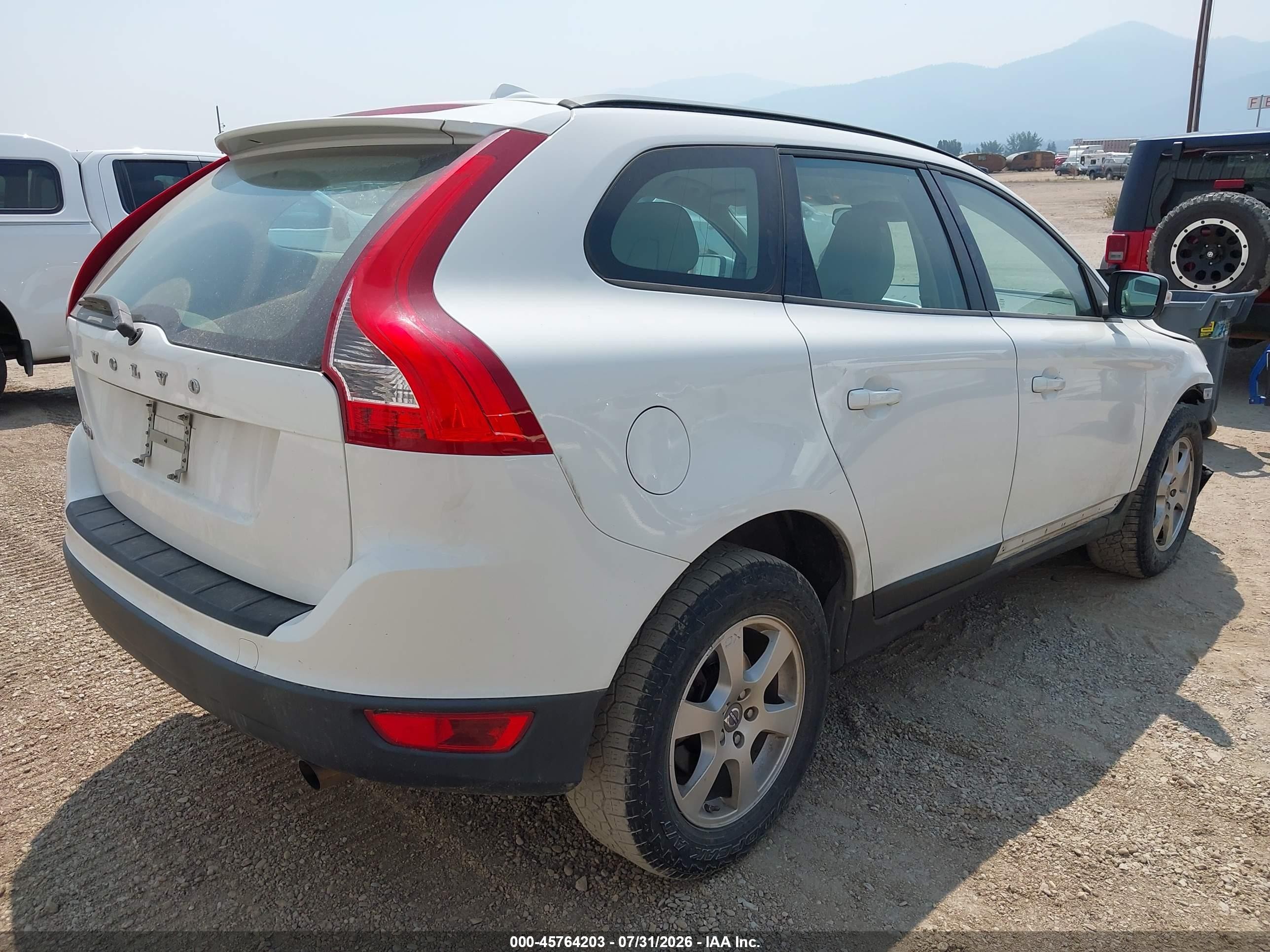 2012 Volvo Xc60 3.2/3.2 Platinum/3.2 Premier/3.2 Premier Plus White vin: YV4940DL6C2293571