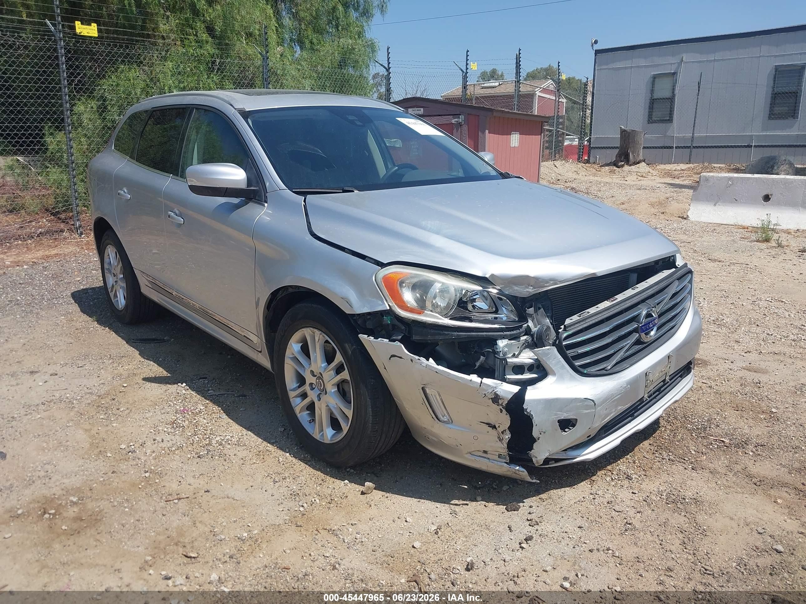 2014 Volvo Xc60 3.2 Silver vin: YV4940DL8E2516518