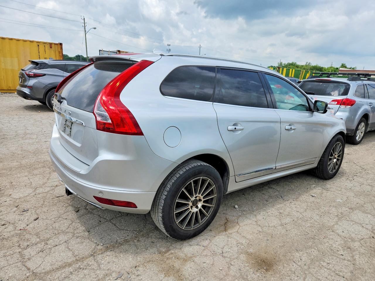 2014 Volvo Xc60 3.2 Silver vin: YV4940DLXE2516407