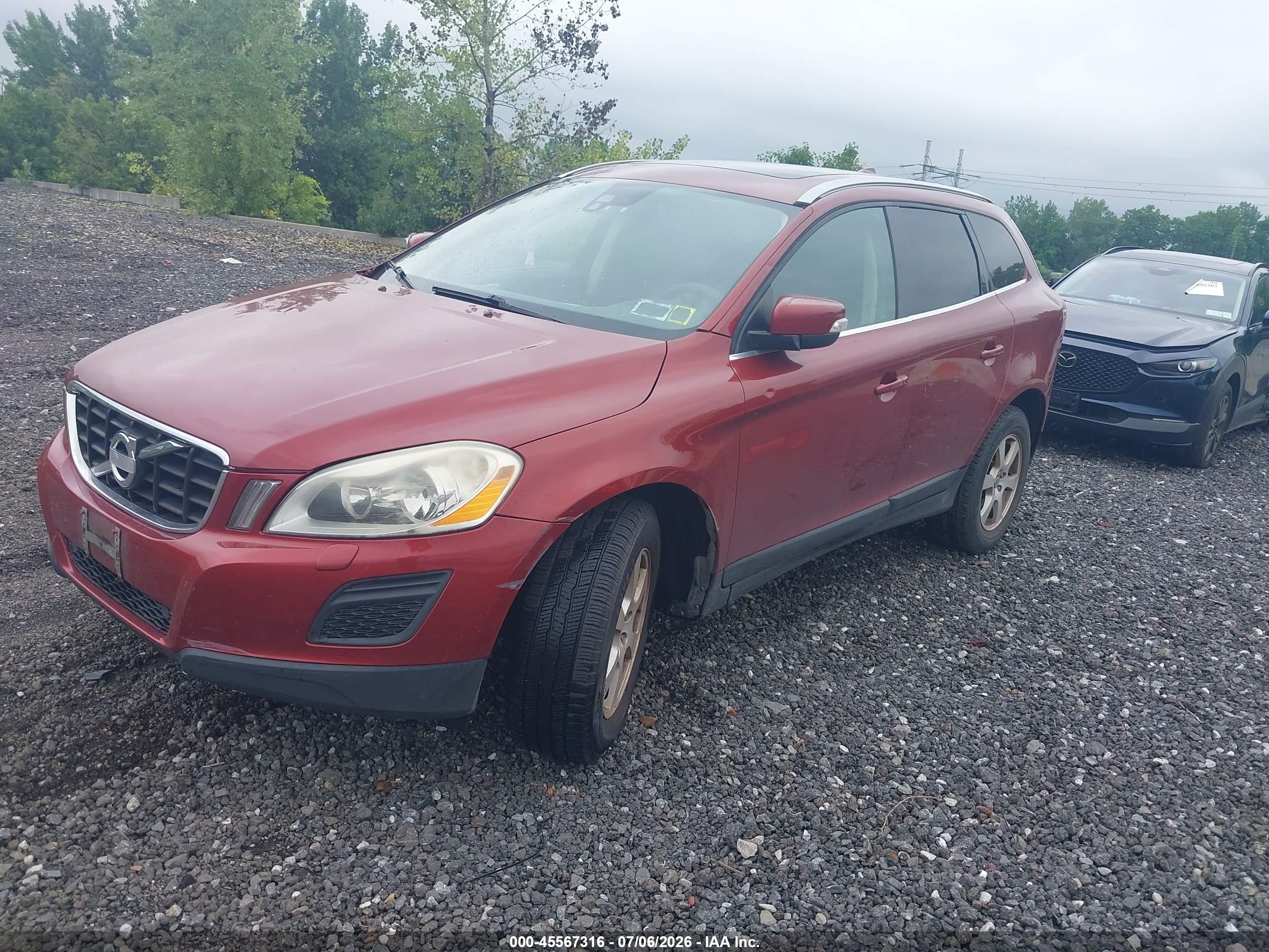 2011 Volvo Xc60 3.2 Maroon vin: YV4940DZ1B2217324