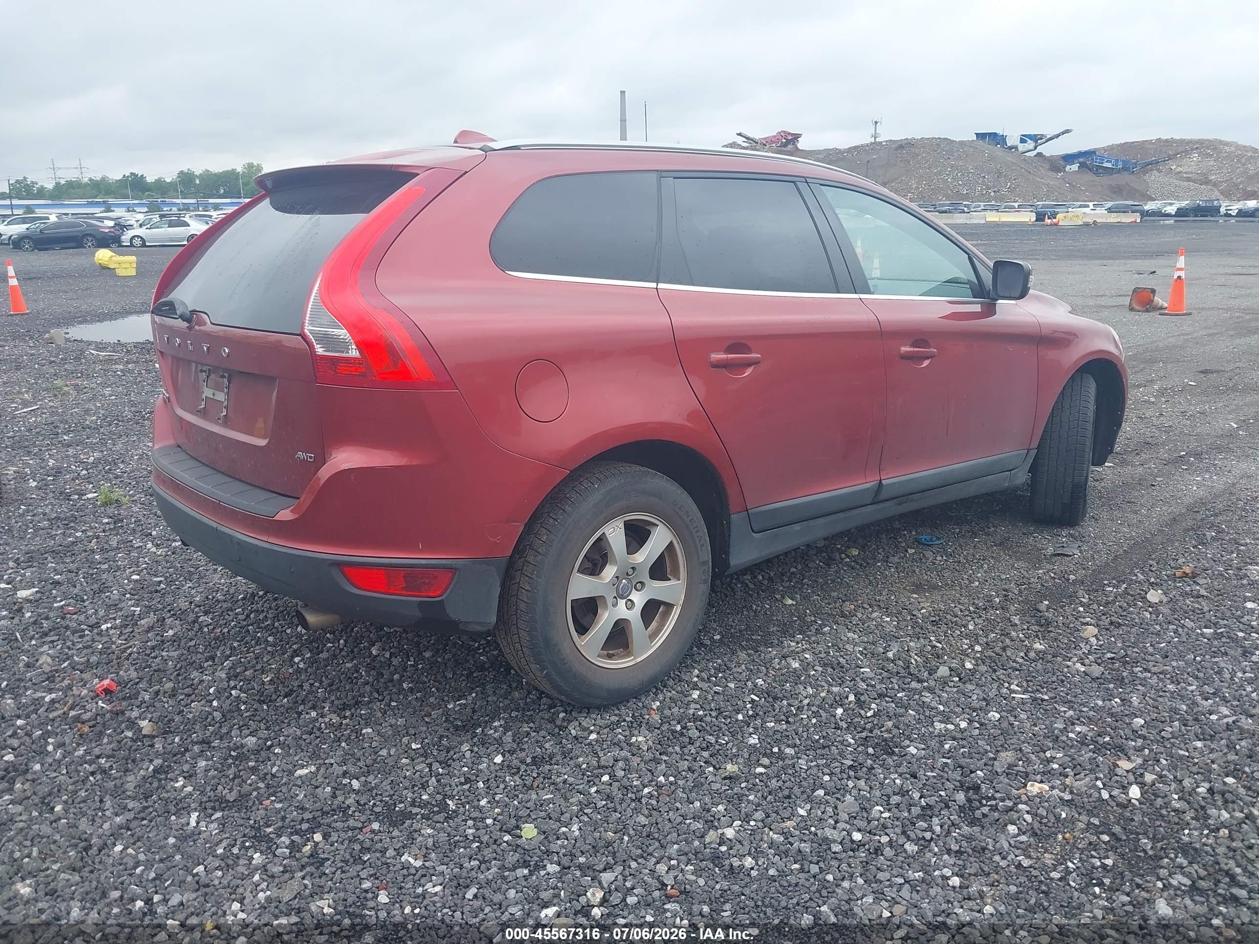 2011 Volvo Xc60 3.2 Maroon vin: YV4940DZ1B2217324