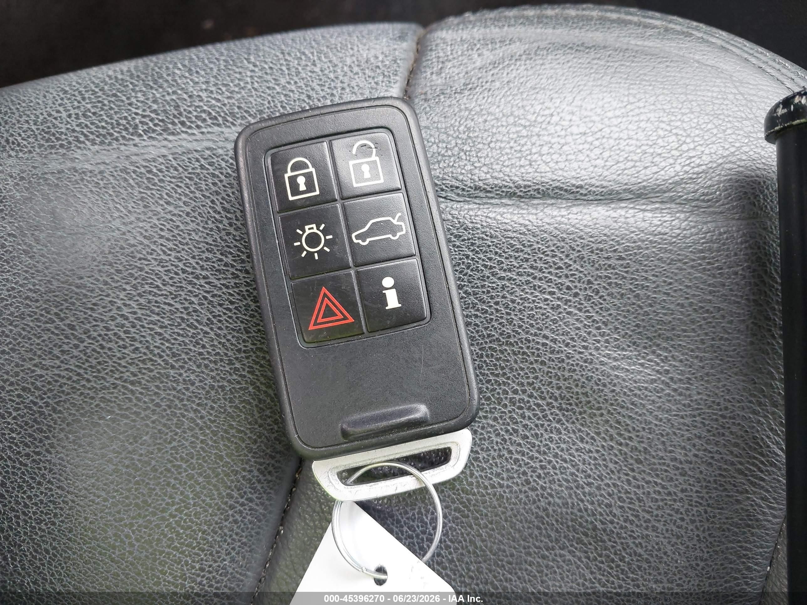 2013 Volvo Xc60 3.2 Premier Blue vin: YV4940DZ2D2418345