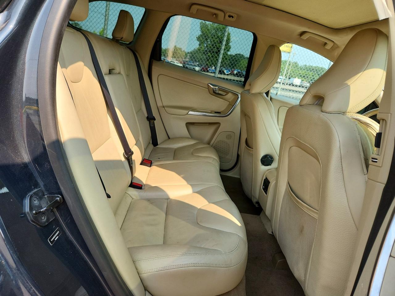 2012 Volvo Xc60 3.2 Charcoal vin: YV4940DZ3C2290678