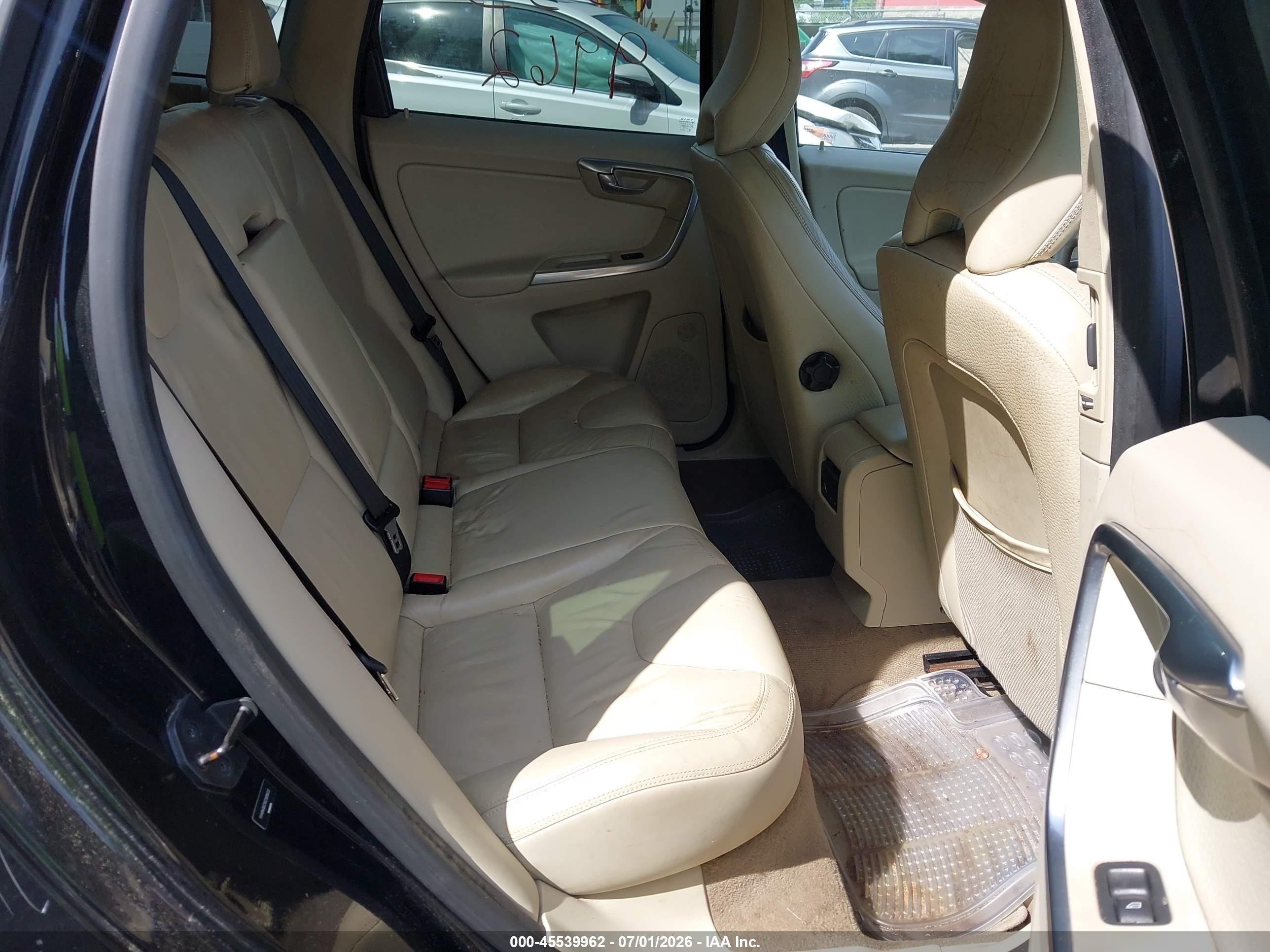 2012 Volvo Xc60 3.2/3.2 Platinum/3.2 Premier/3.2 Premier Plus Black vin: YV4940DZ3C2305633