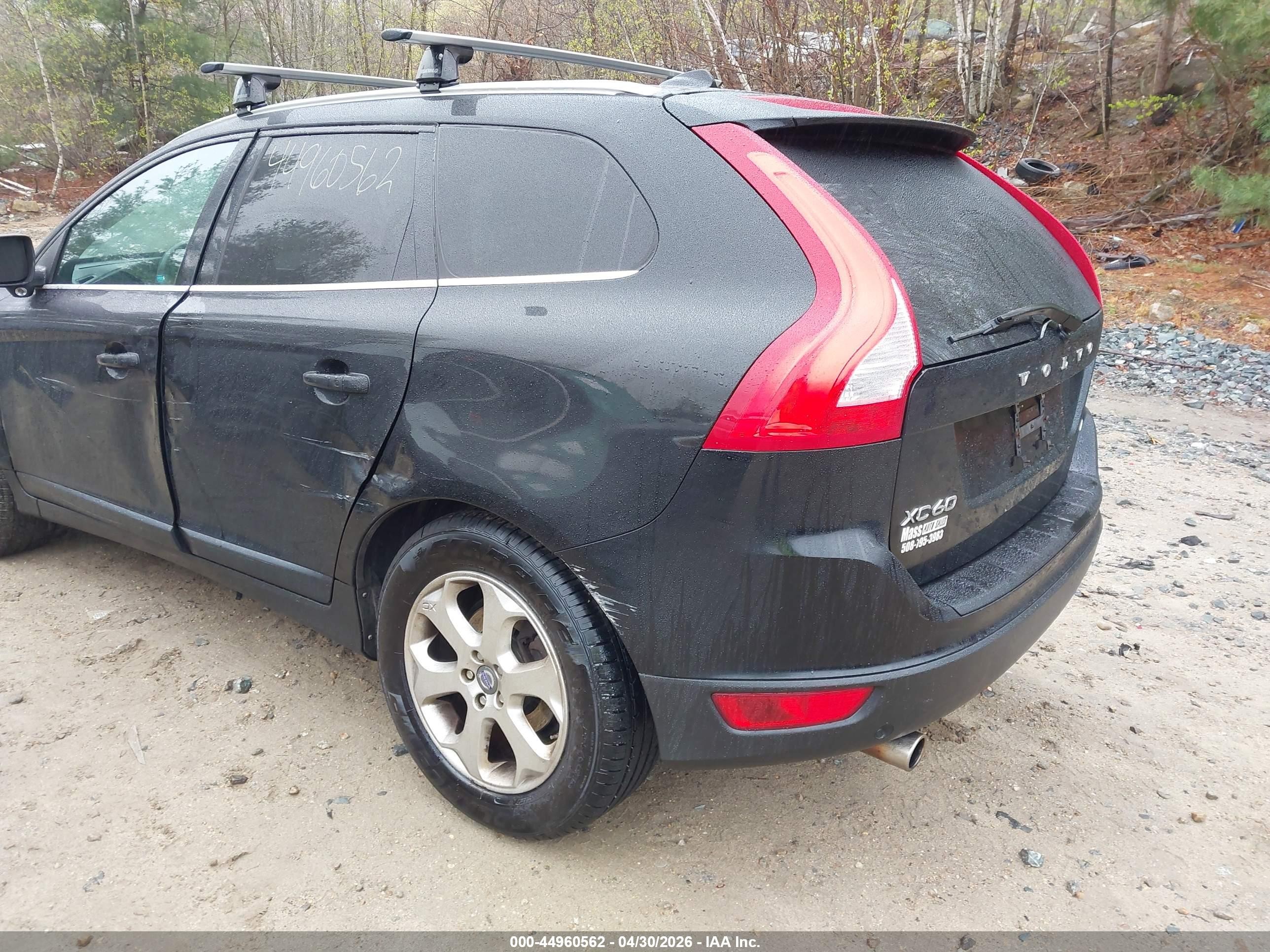 2013 Volvo Xc60 3.2/3.2 Platinum/3.2 Premier/3.2 Premier Plus Black vin: YV4940DZ4D2370346