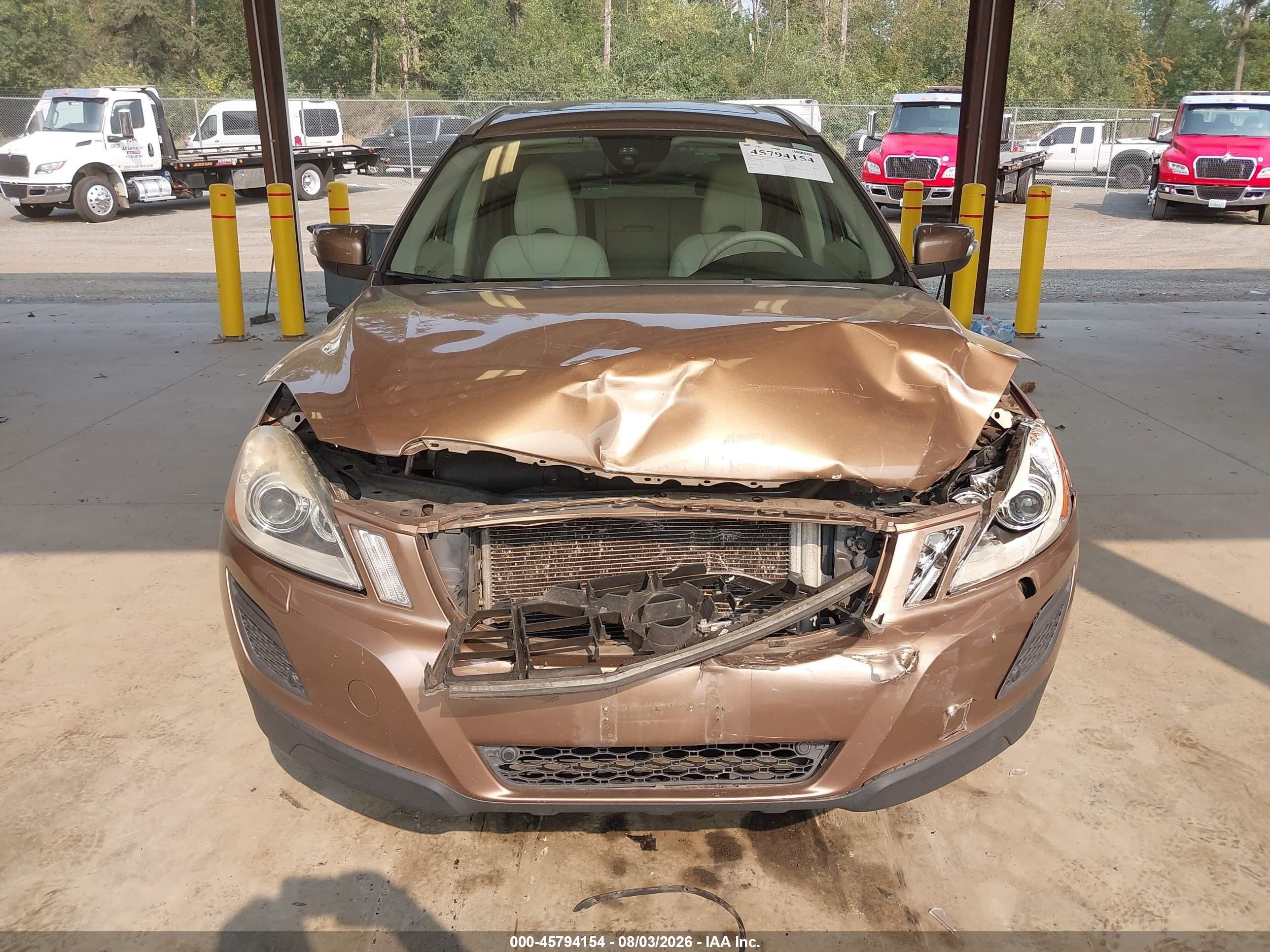 2013 Volvo Xc60 3.2 Premier Plus Brown vin: YV4940DZ4D2416256