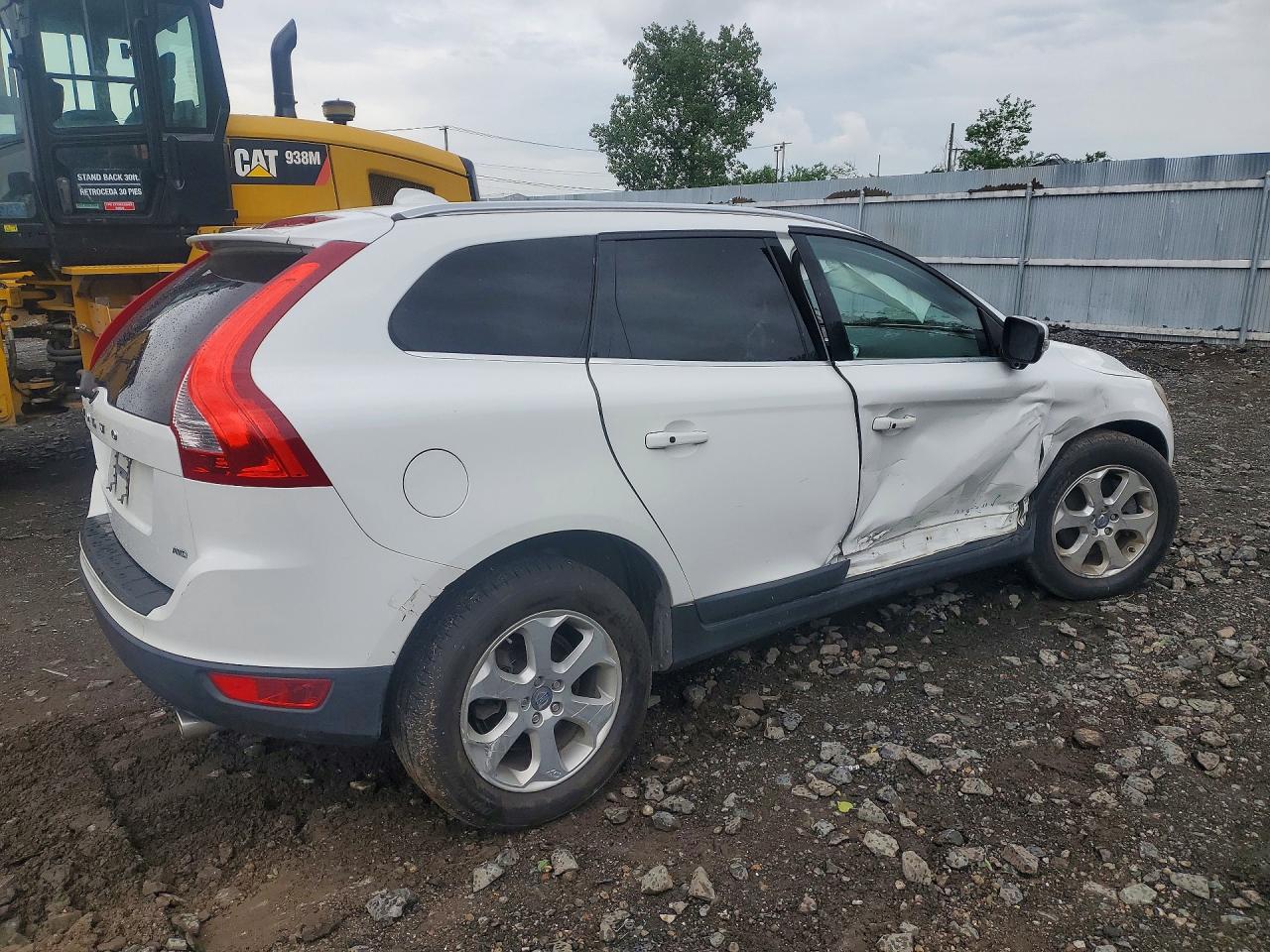 2013 Volvo Xc60 3.2 White vin: YV4940DZ4D2424681