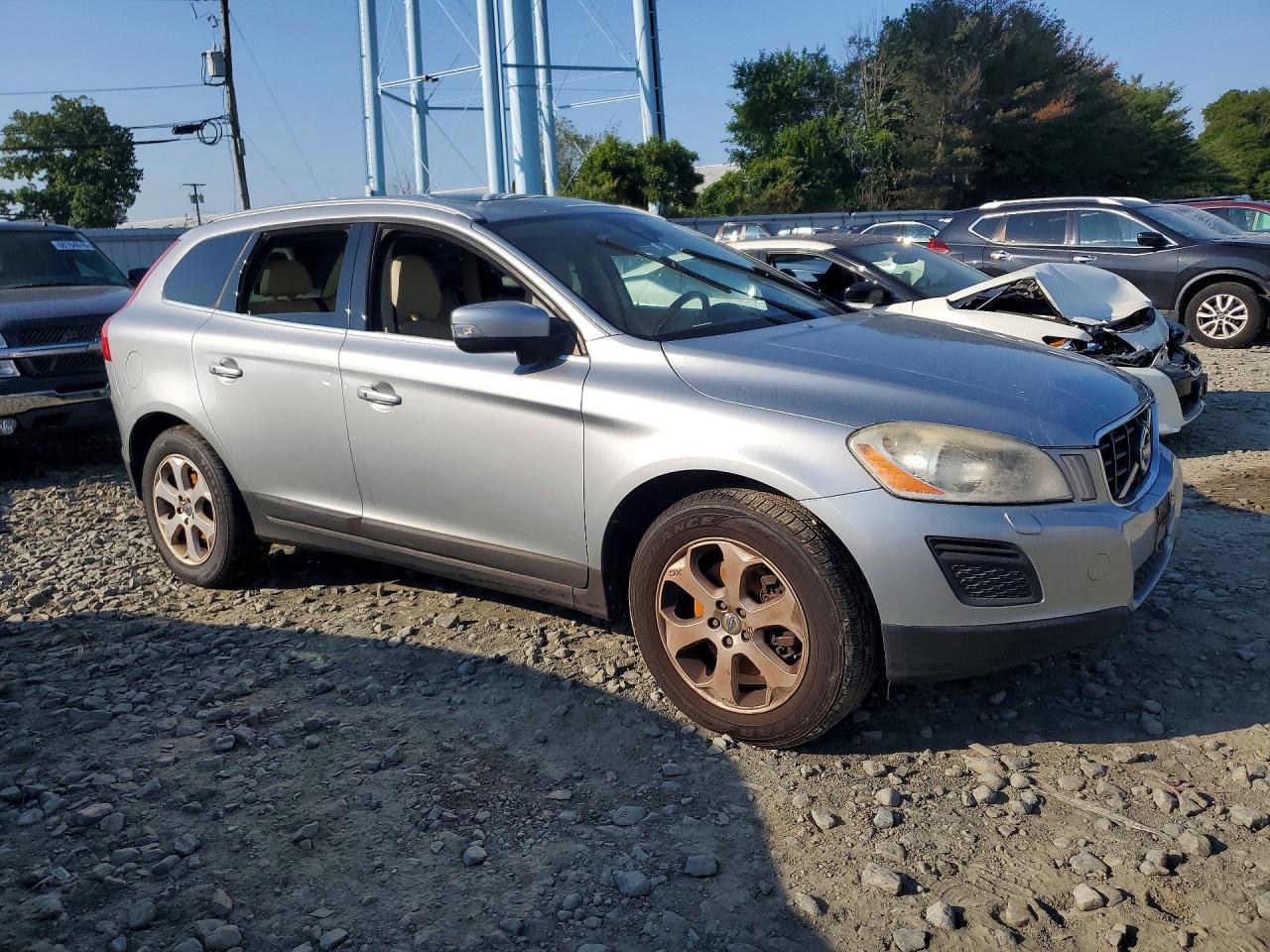 2013 Volvo Xc60 3.2 Silver vin: YV4940DZ4D2451699