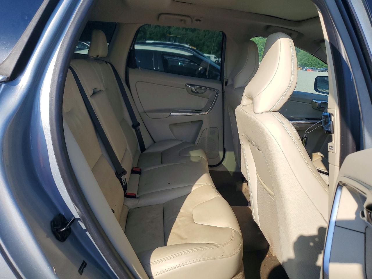 2013 Volvo Xc60 3.2 Silver vin: YV4940DZ4D2451699