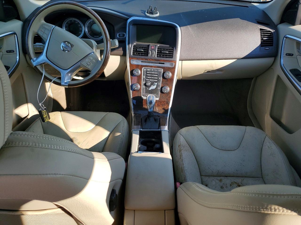 2013 Volvo Xc60 3.2 Silver vin: YV4940DZ4D2451699