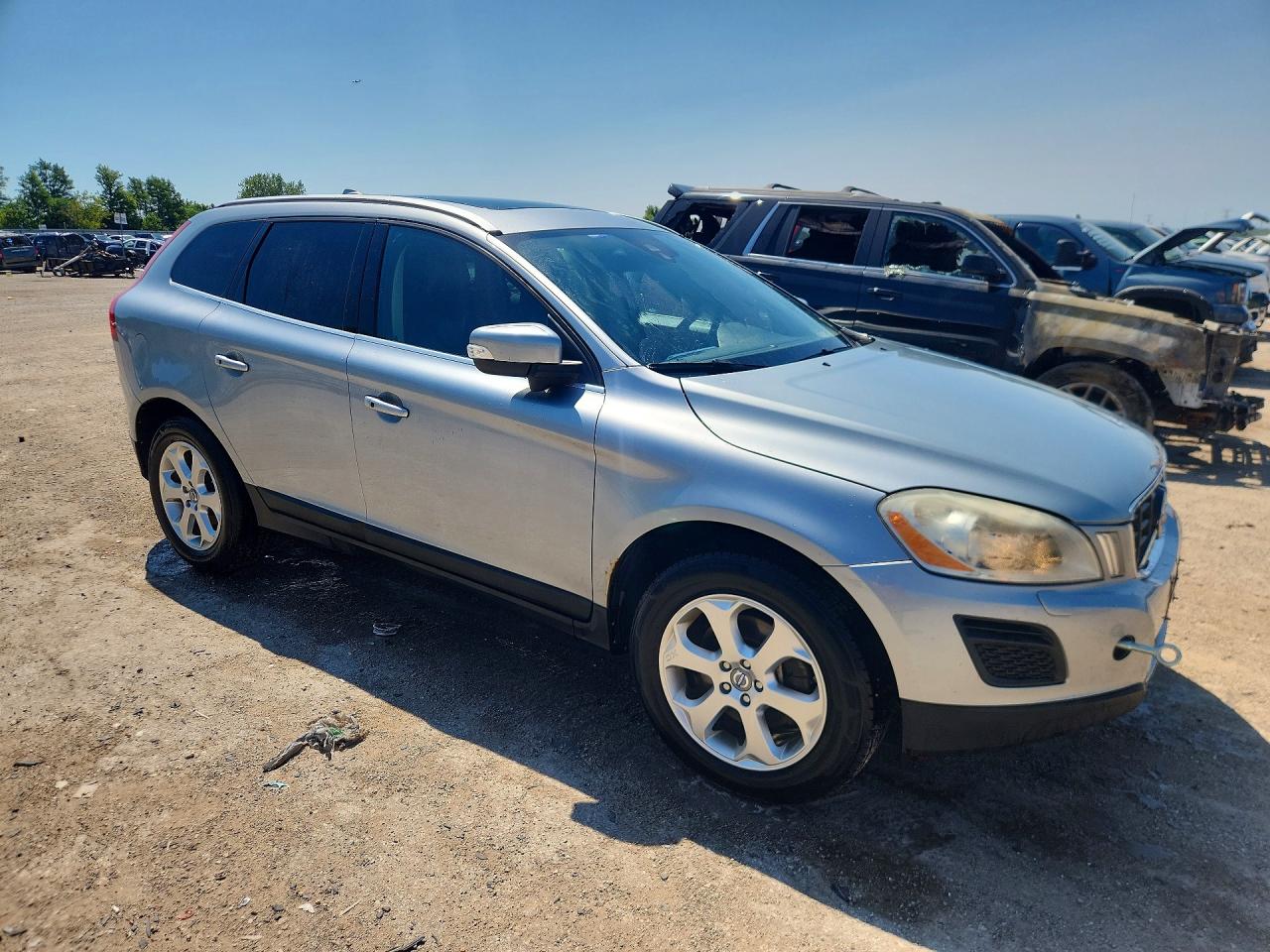 2013 Volvo Xc60 3.2 Silver vin: YV4940DZ5D2452456
