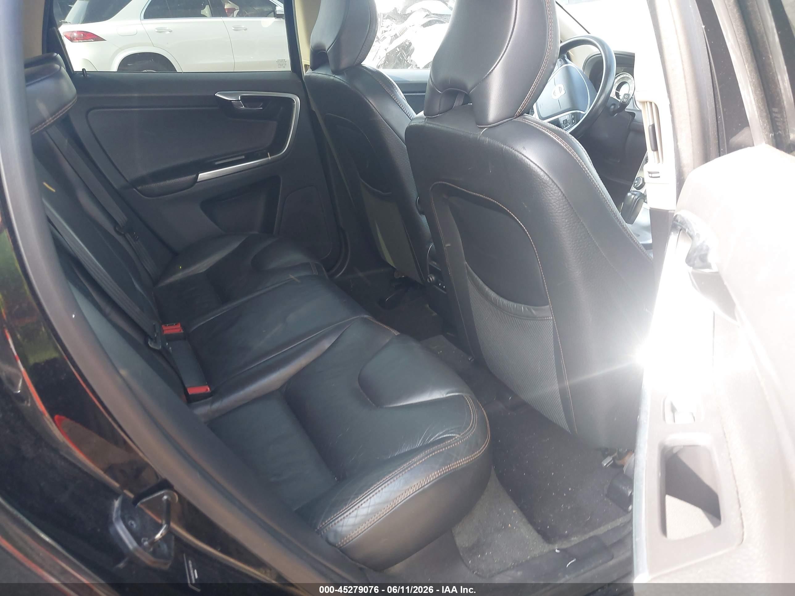 2012 Volvo Xc60 3.2/3.2 Platinum/3.2 Premier/3.2 Premier Plus Black vin: YV4940DZ6C2315735