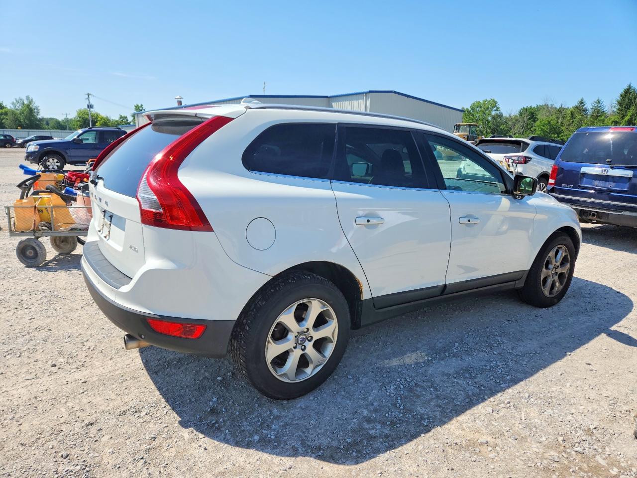 2013 Volvo Xc60 3.2 White vin: YV4940DZ6D2373555