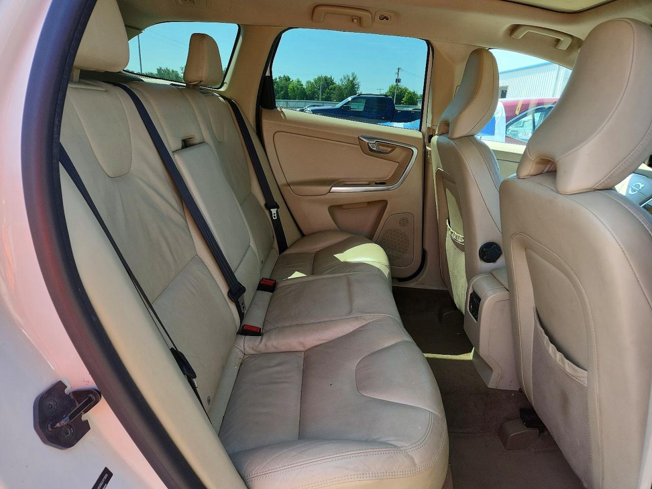 2013 Volvo Xc60 3.2 White vin: YV4940DZ6D2373555