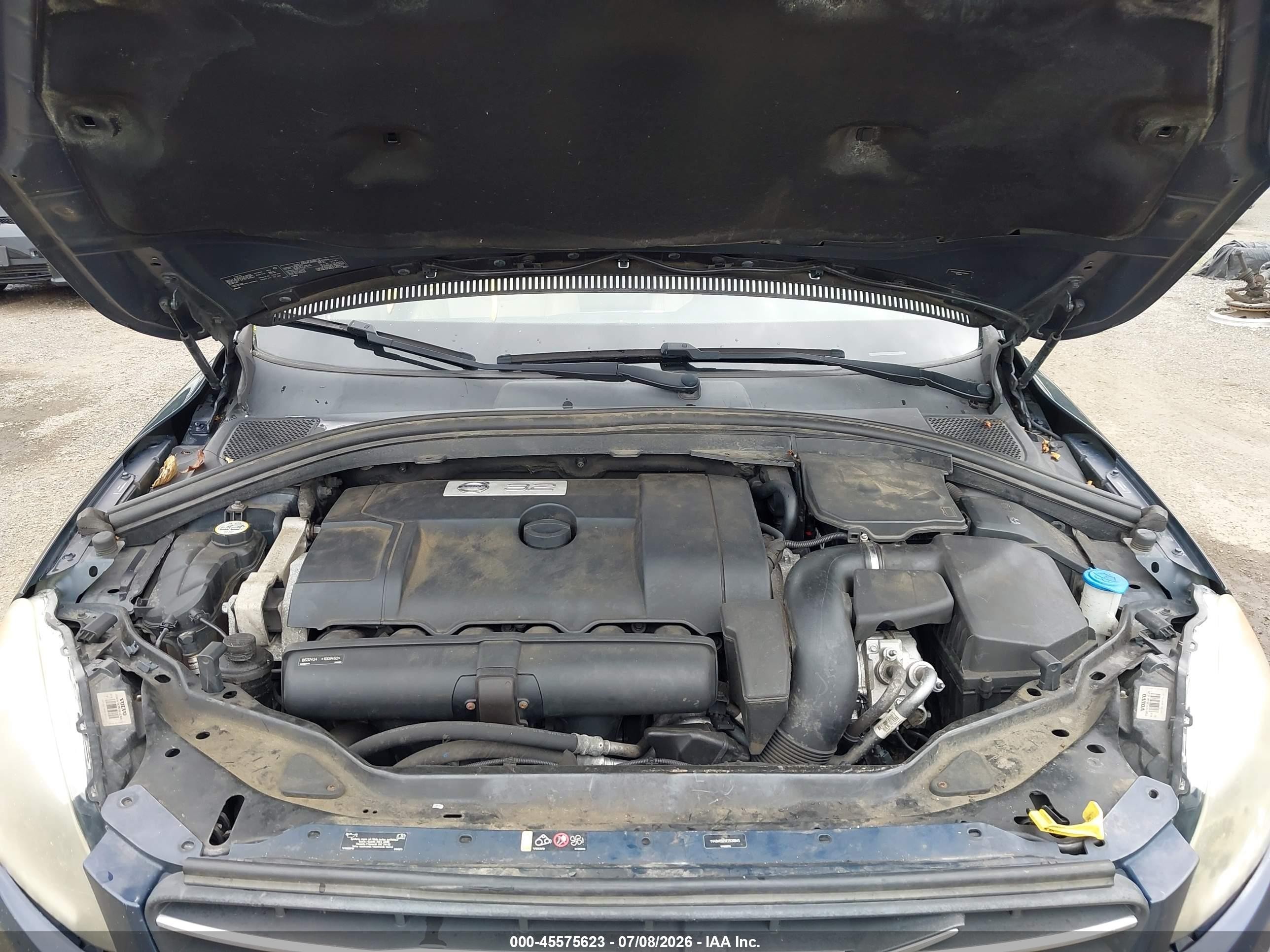 2014 Volvo Xc60 3.2 Platinum Синий vin: YV4940DZ6E2538845