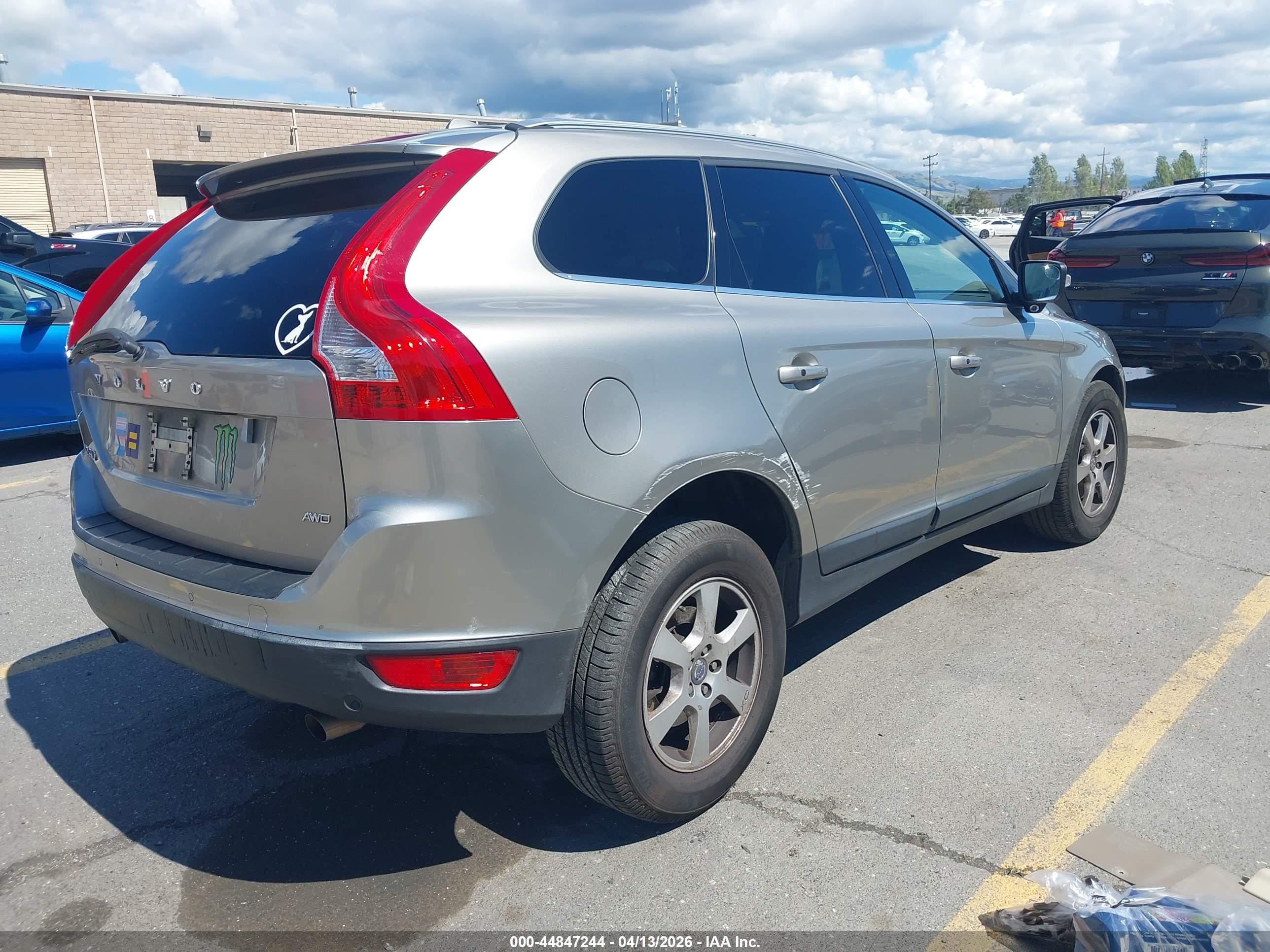 2012 Volvo Xc60 3.2 Premier Beige vin: YV4940DZ7C2253035