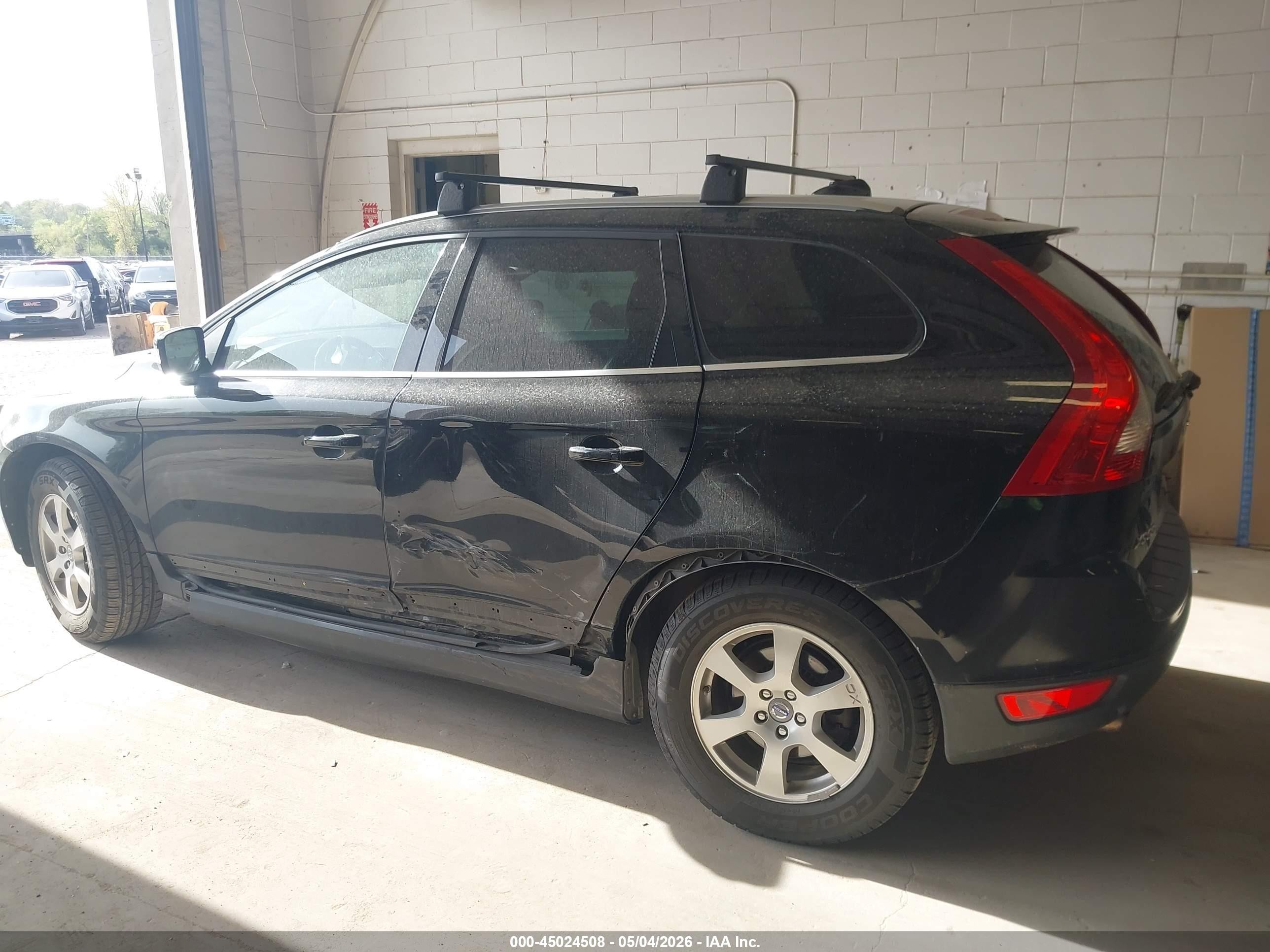 2012 Volvo Xc60 3.2/3.2 Platinum/3.2 Premier/3.2 Premier Plus Black vin: YV4940DZXC2298342