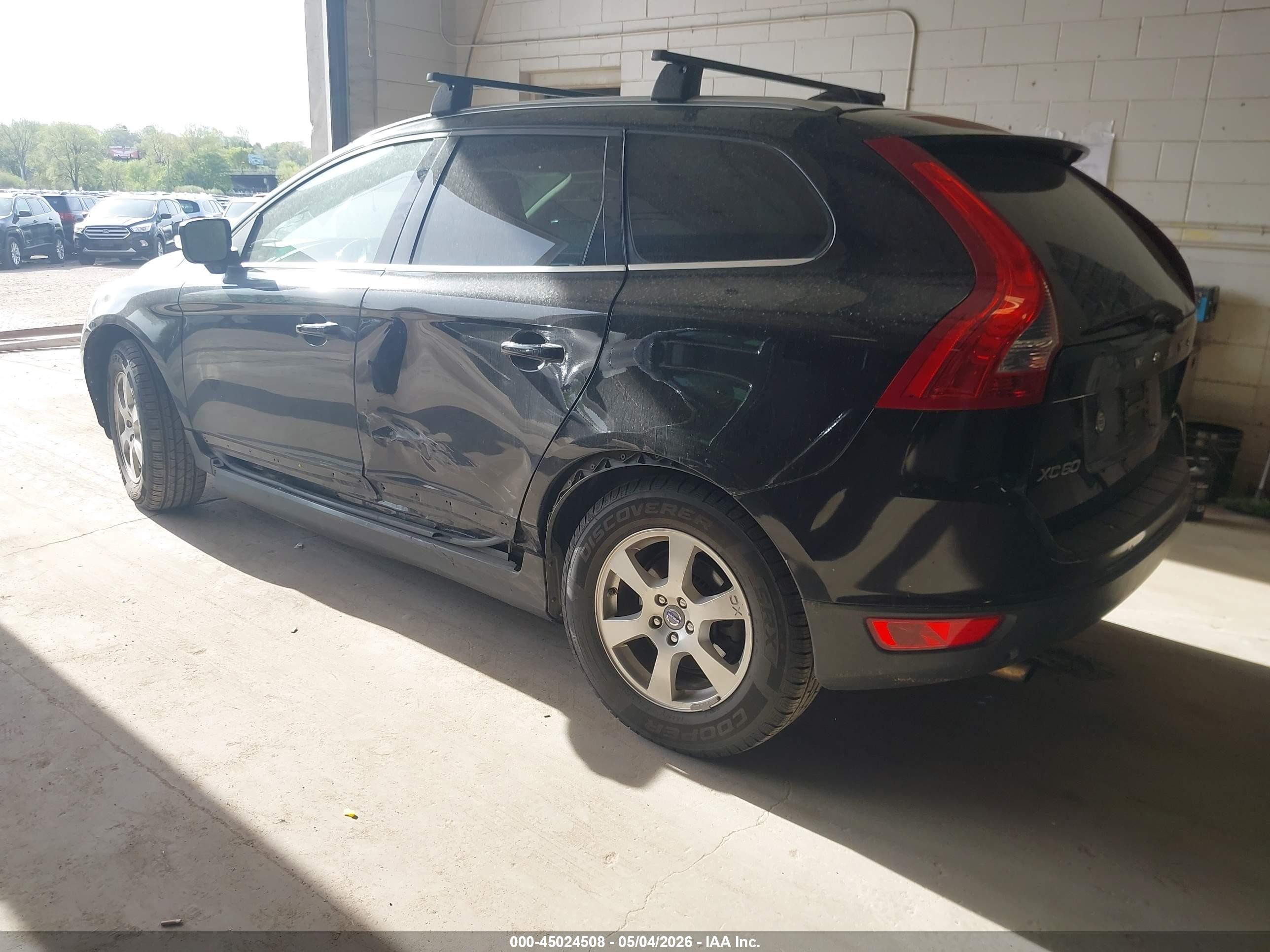 2012 Volvo Xc60 3.2/3.2 Platinum/3.2 Premier/3.2 Premier Plus Black vin: YV4940DZXC2298342