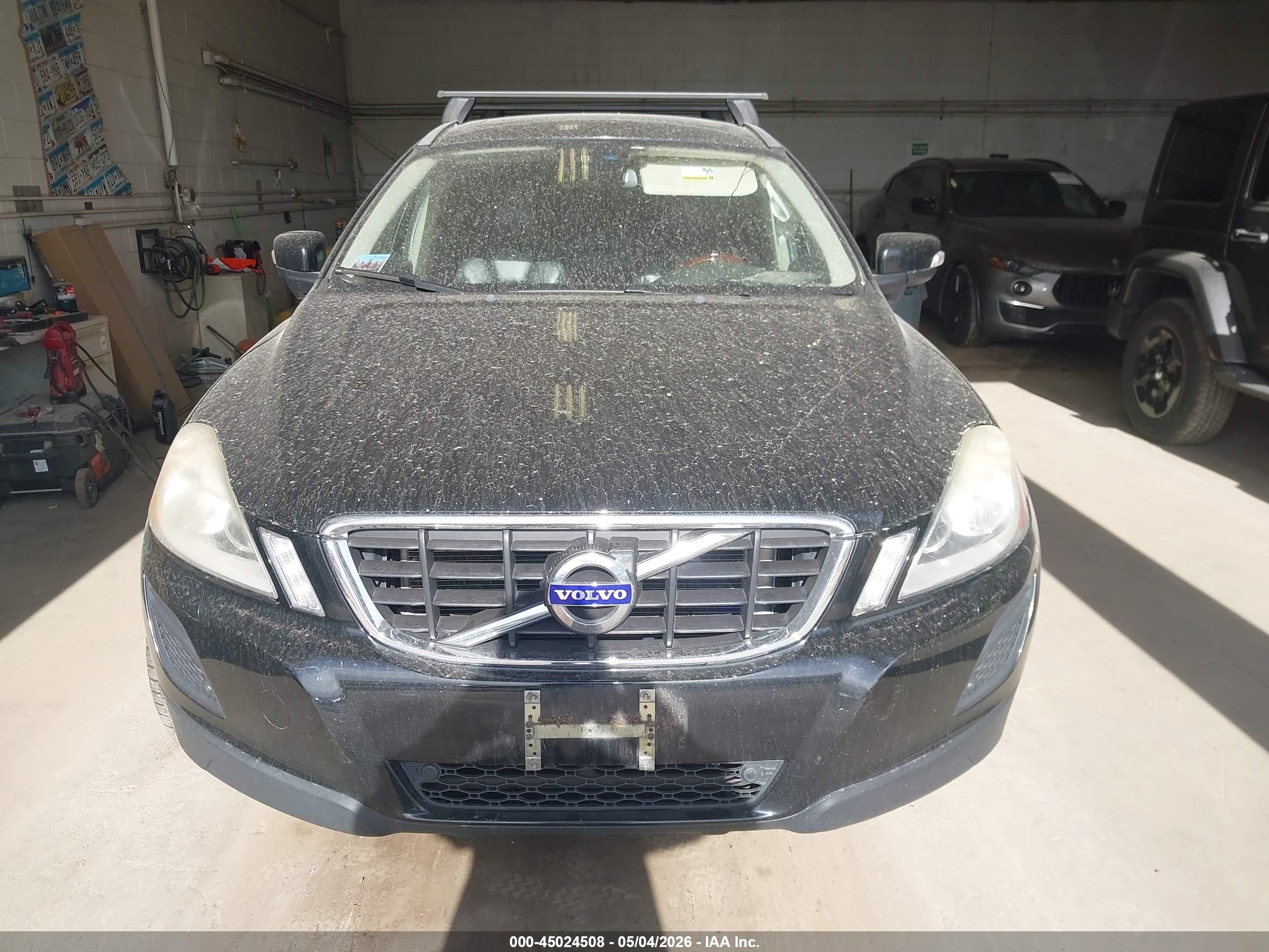 2012 Volvo Xc60 3.2/3.2 Platinum/3.2 Premier/3.2 Premier Plus Black vin: YV4940DZXC2298342