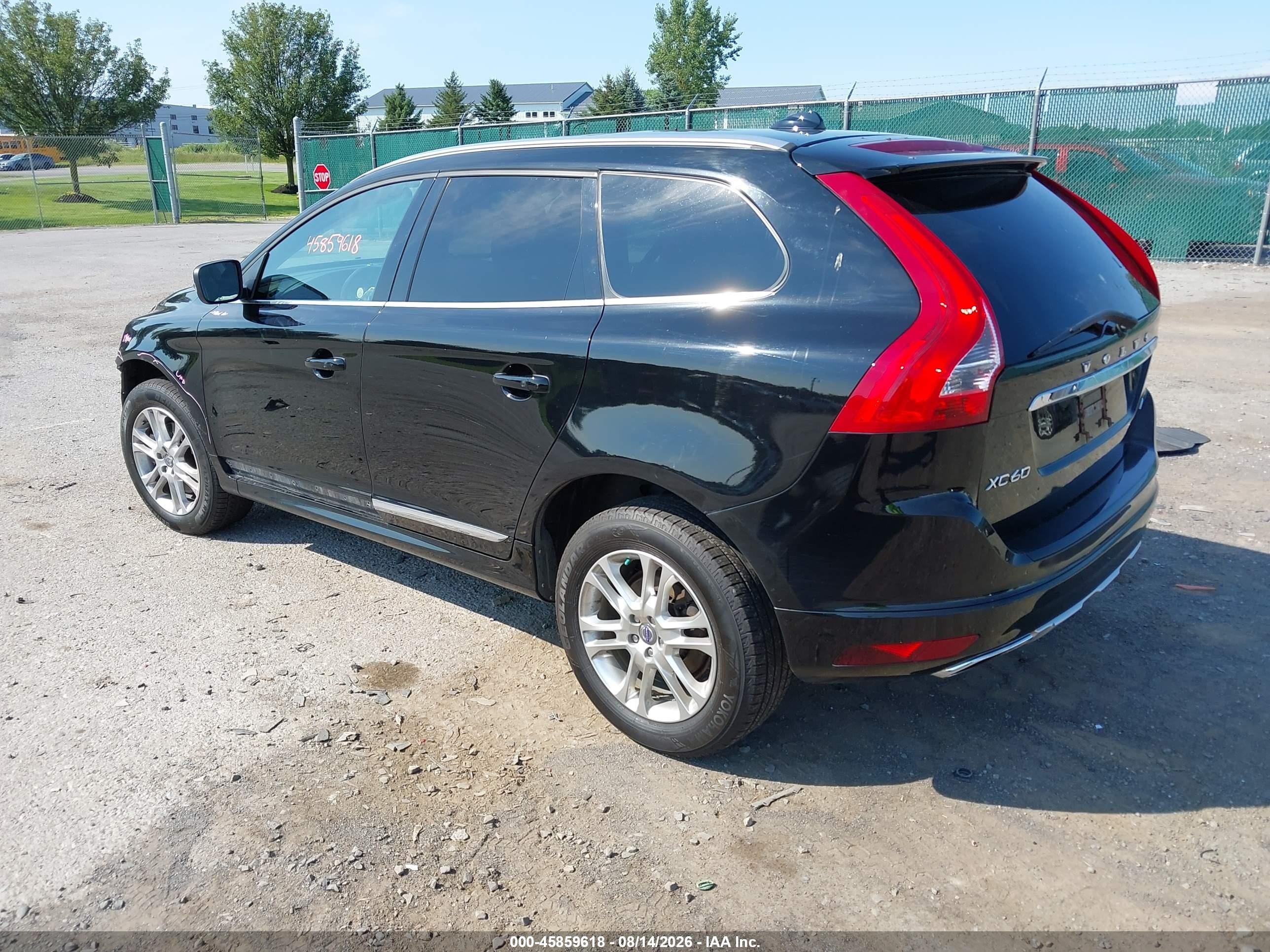 2015 Volvo Xc60 3.2 Premier Black vin: YV4940RB7F2617437