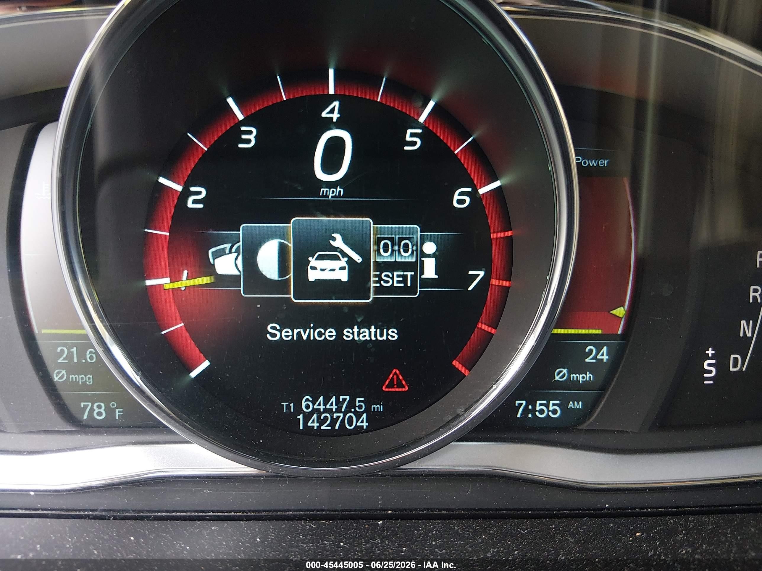 2015 Volvo Xc60 3.2 Premier Plus Серый vin: YV4940RC3F2583876