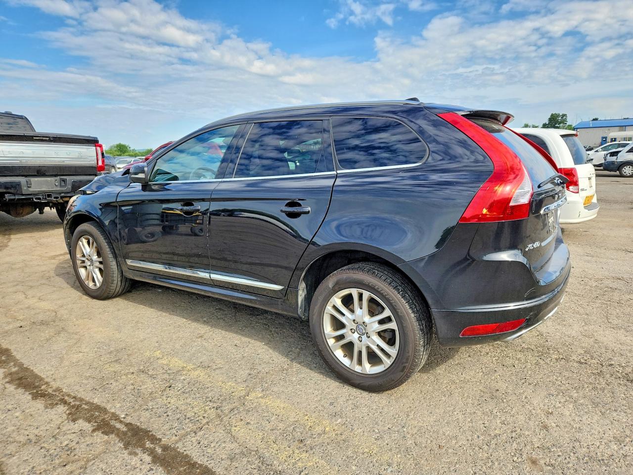 2015 Volvo Xc60 3.2 Premier + Black vin: YV4940RC4F2612303