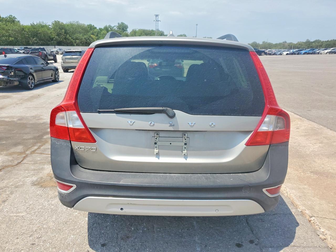 2013 Volvo Xc70 3.2 Silver vin: YV4952BL2D1166450