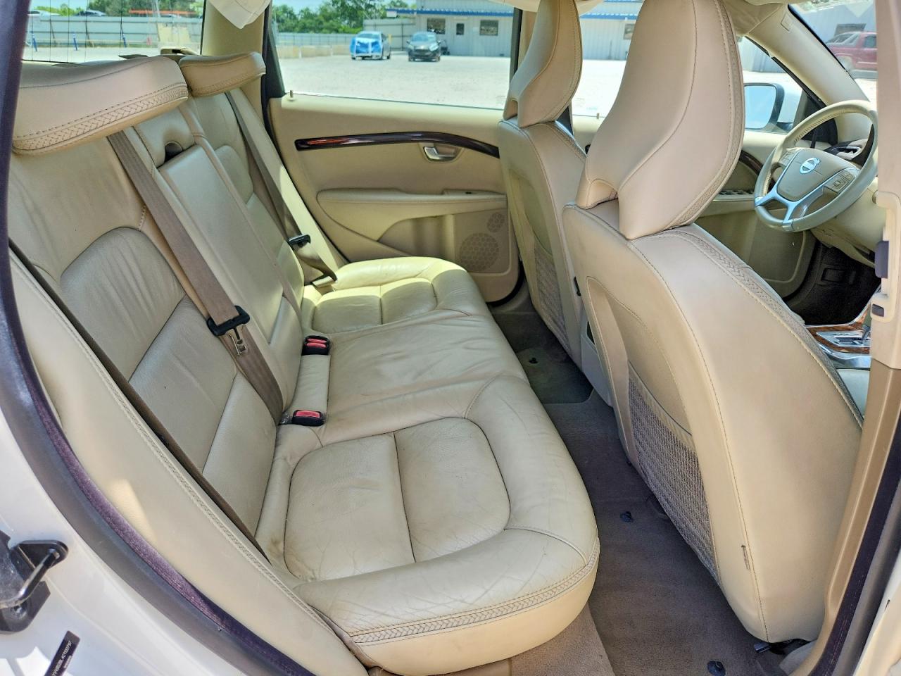 2012 Volvo Xc70 3.2 White vin: YV4952BL4C1132797