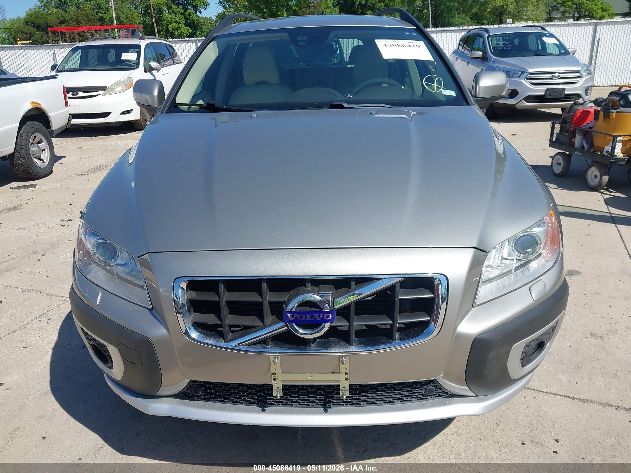 2013 Volvo Xc70 3.2 Premier Plus Silver vin: YV4952BL6D1166368