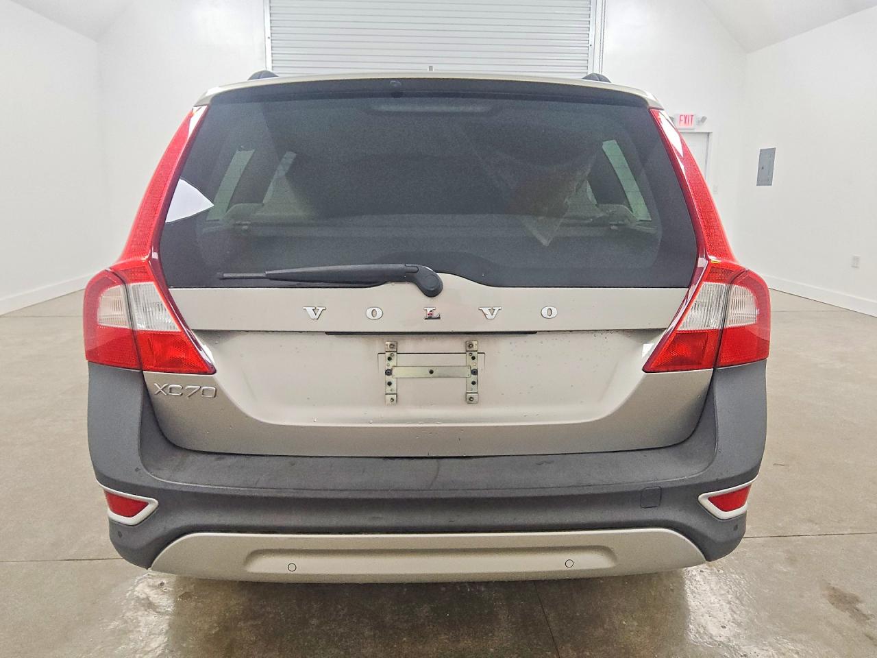 2011 Volvo Xc70 3.2 Beige vin: YV4952BL7B1098238