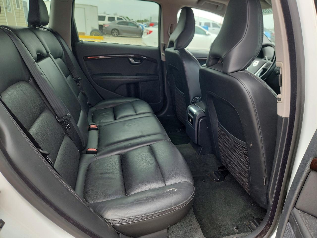 2014 Volvo Xc70 3.2 Белый vin: YV4952BL7E1180541