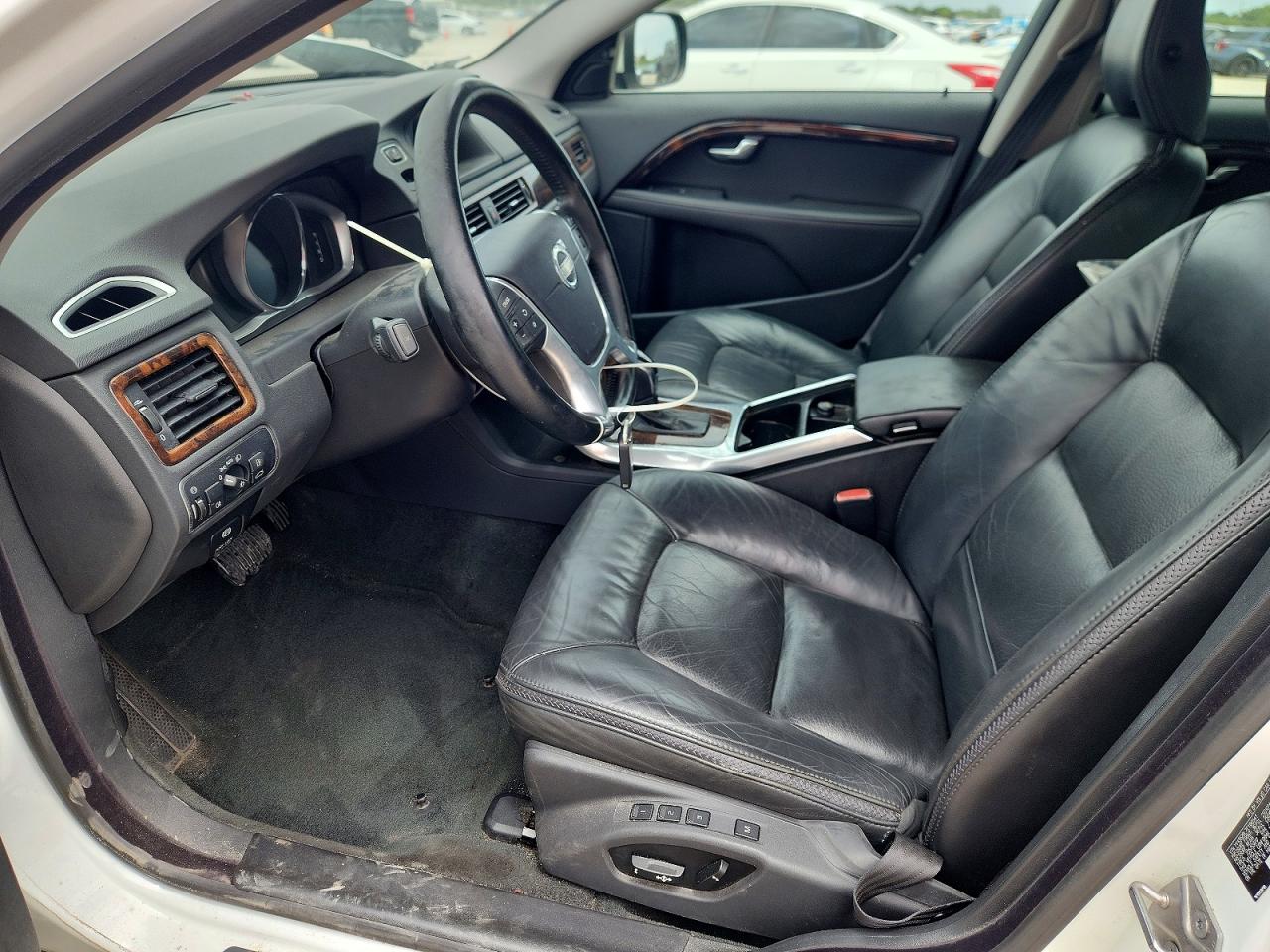 2014 Volvo Xc70 3.2 Белый vin: YV4952BL7E1180541