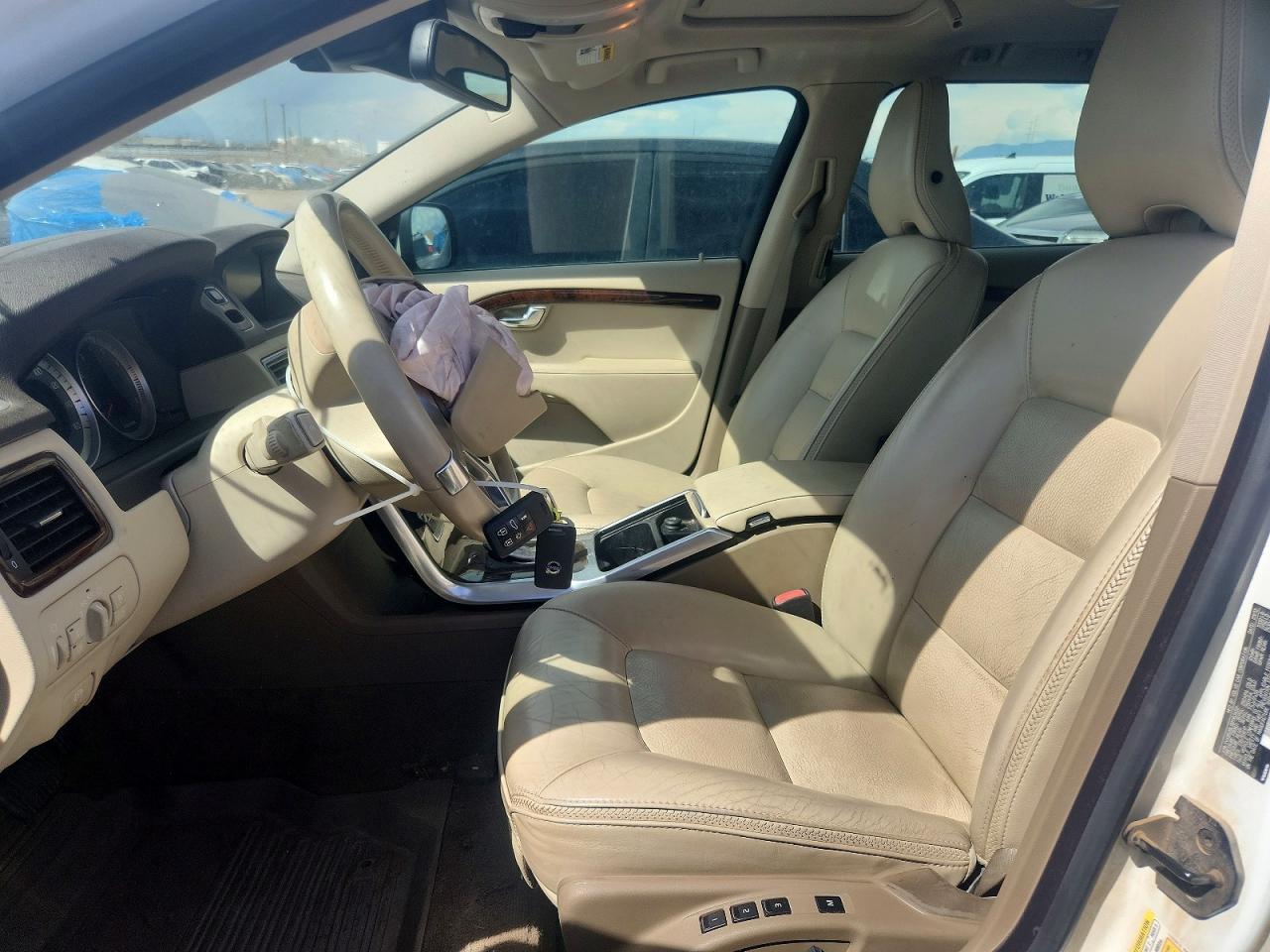 2013 Volvo Xc70 3.2 White vin: YV4952BL9D1163450